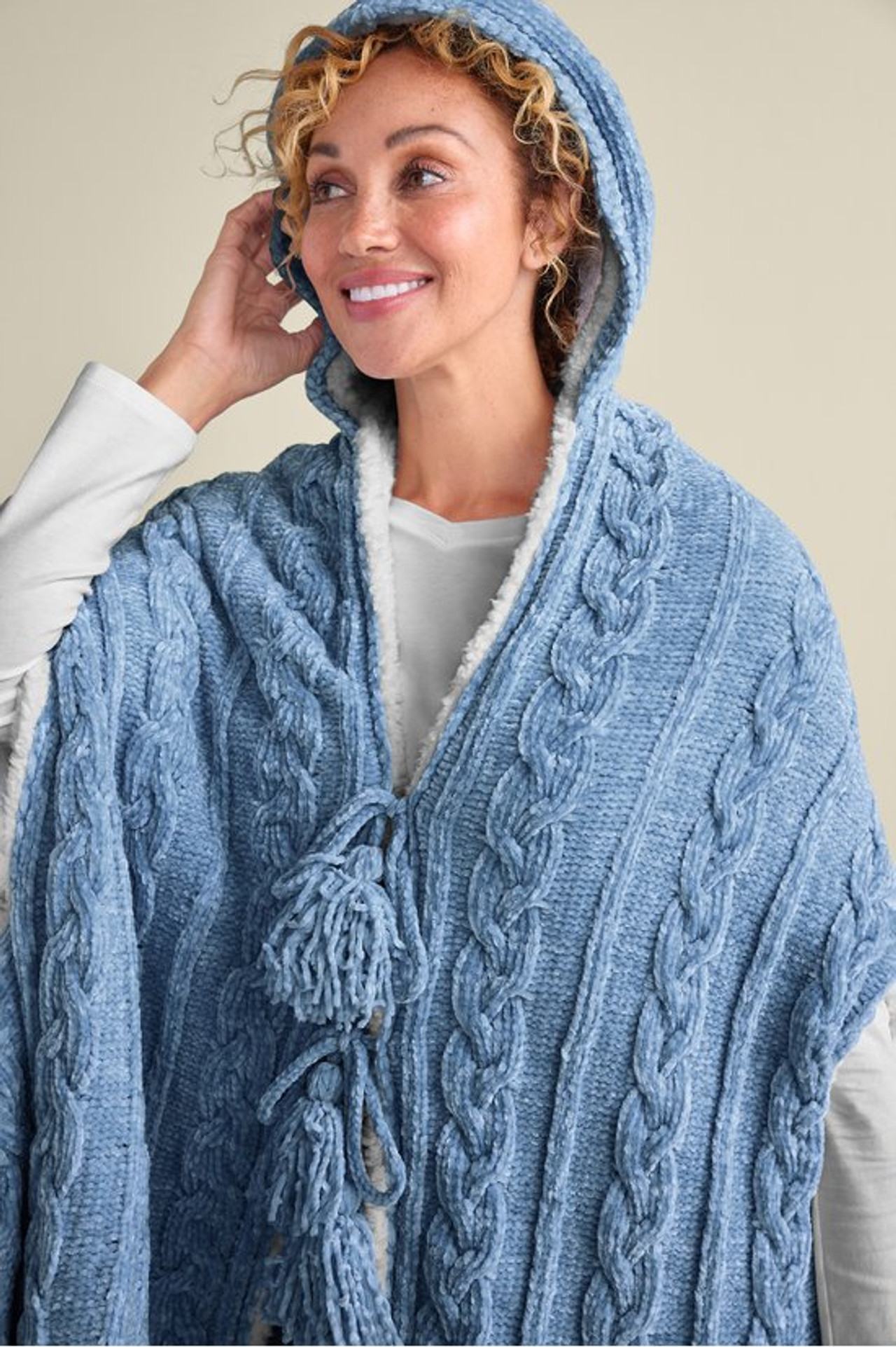 Chenille Sherpa Wearable Throw