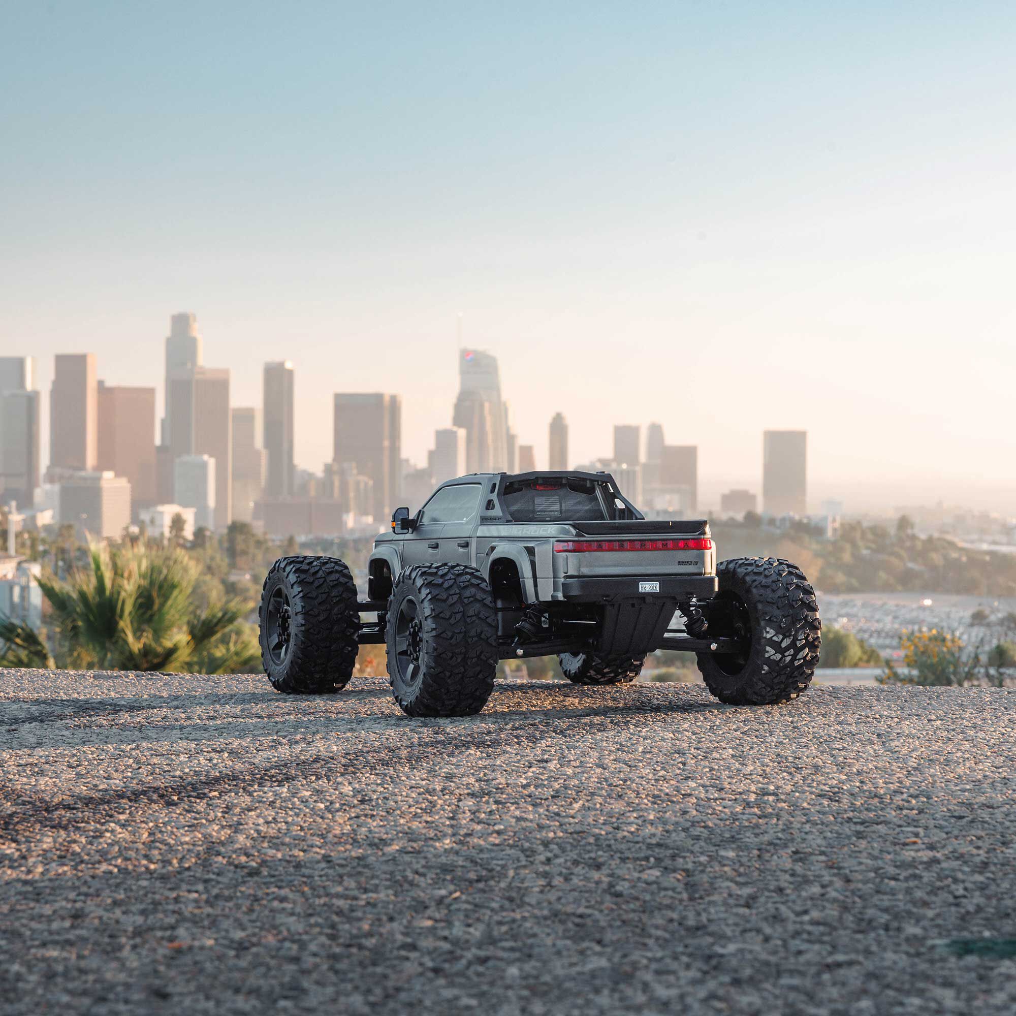 ARRMA 1/7 BIG ROCK 6S 4X4 RTR Brushless Monster Truck, Gun Metal