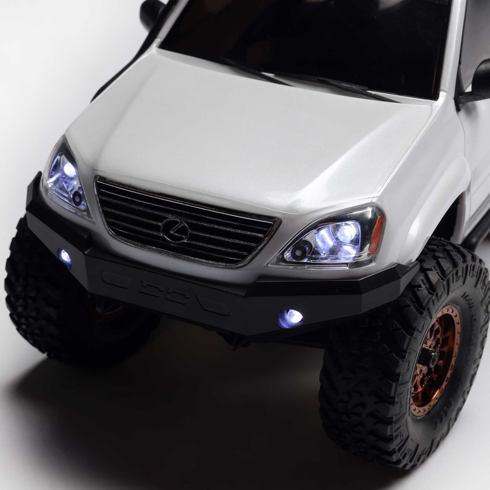 Axial 1/24 SCX24 Lexus GX 470 4X4 RTR Brushed Rock Crawler (Battery & Charger Included), White