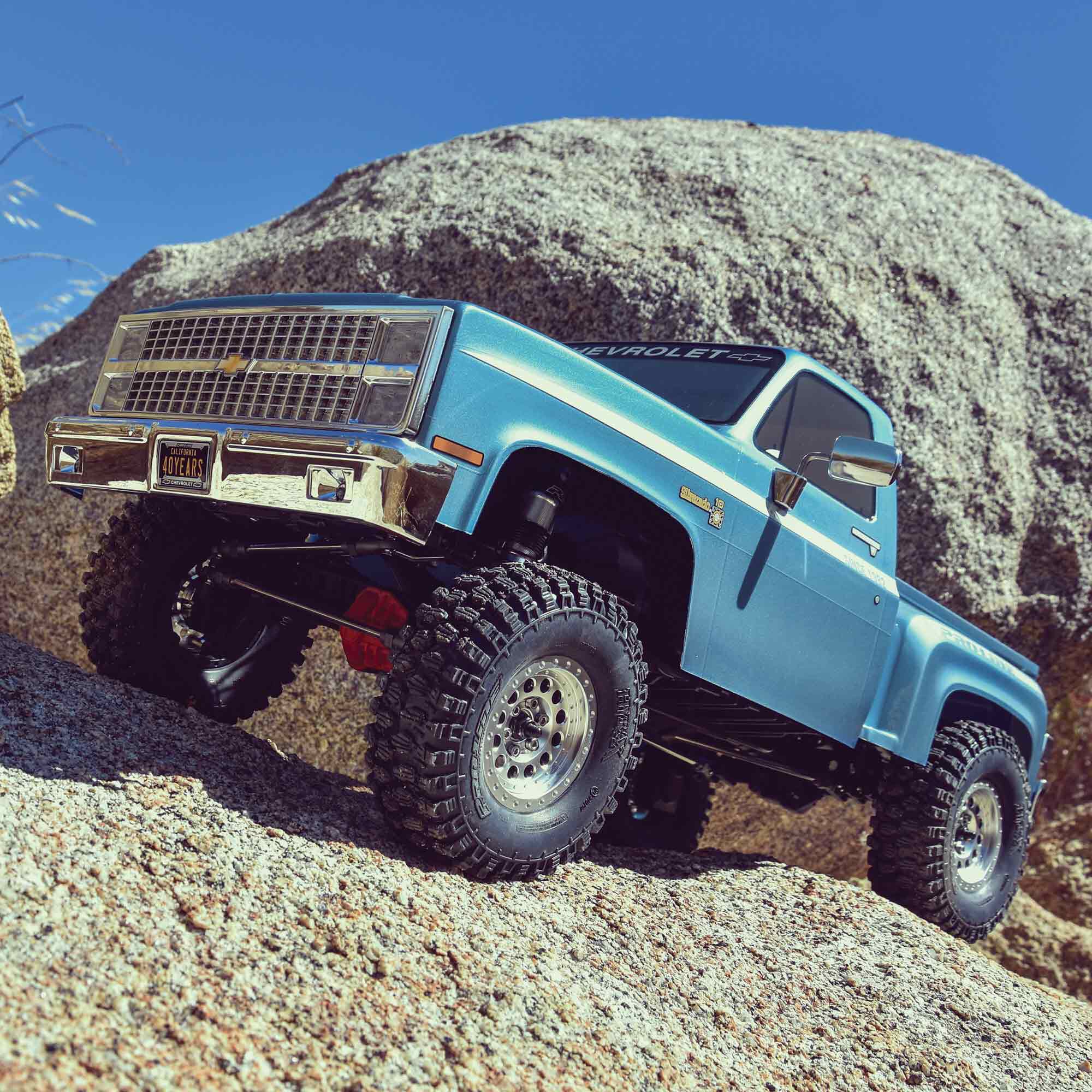 Axial 1/10 SCX10 III Pro-Line 1982 Chevy K10 4X4 Rock Crawler Brushed RTR
