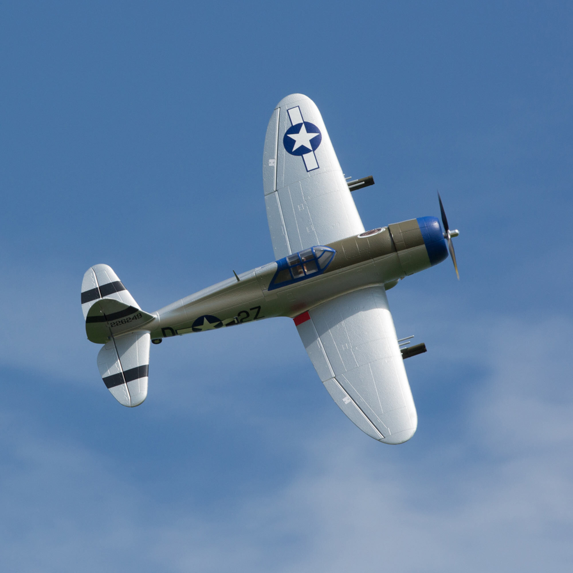 E-flite P-47 Razorback 1.2m PNP