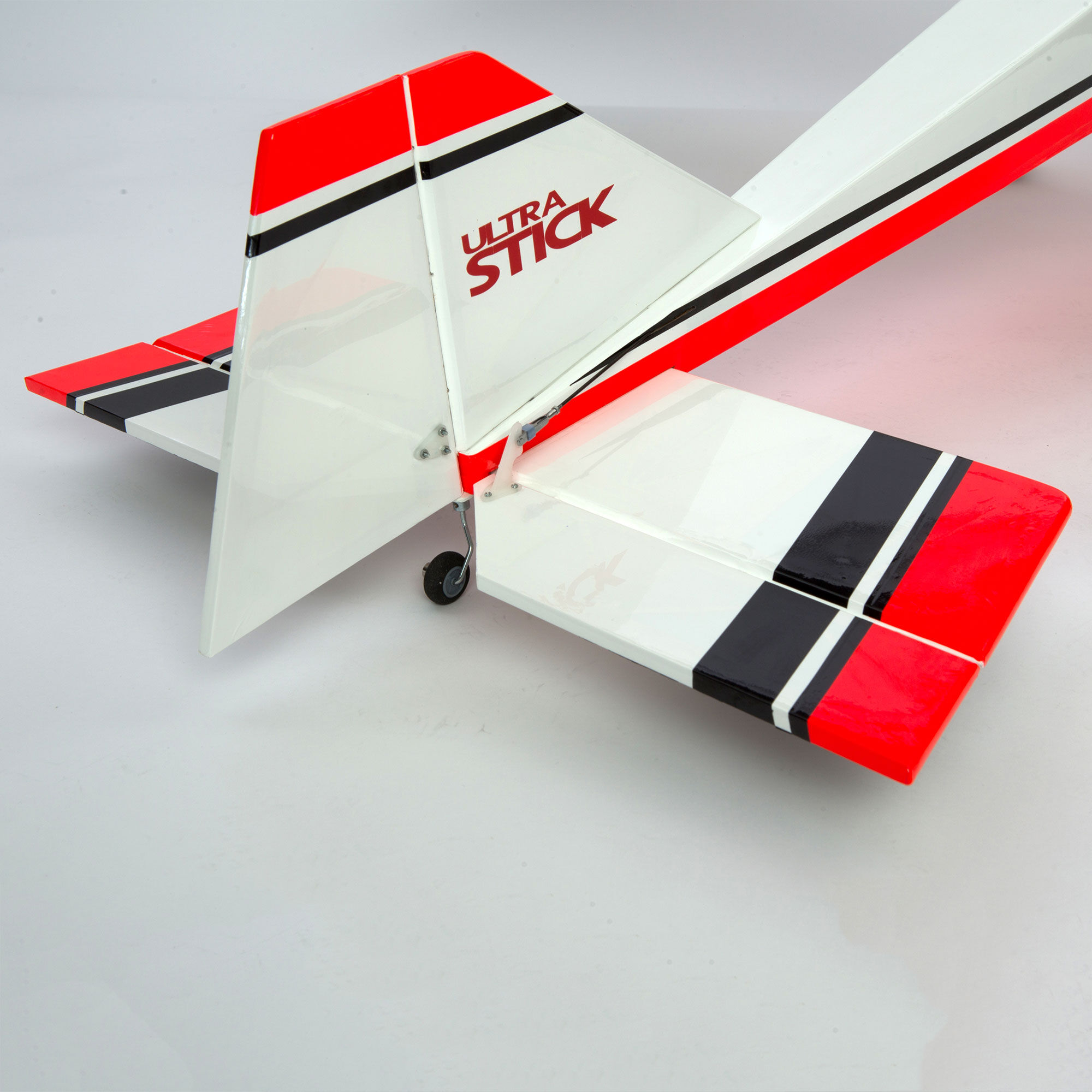 Hangar 9 Ultra Stick 10cc ARF, 60"