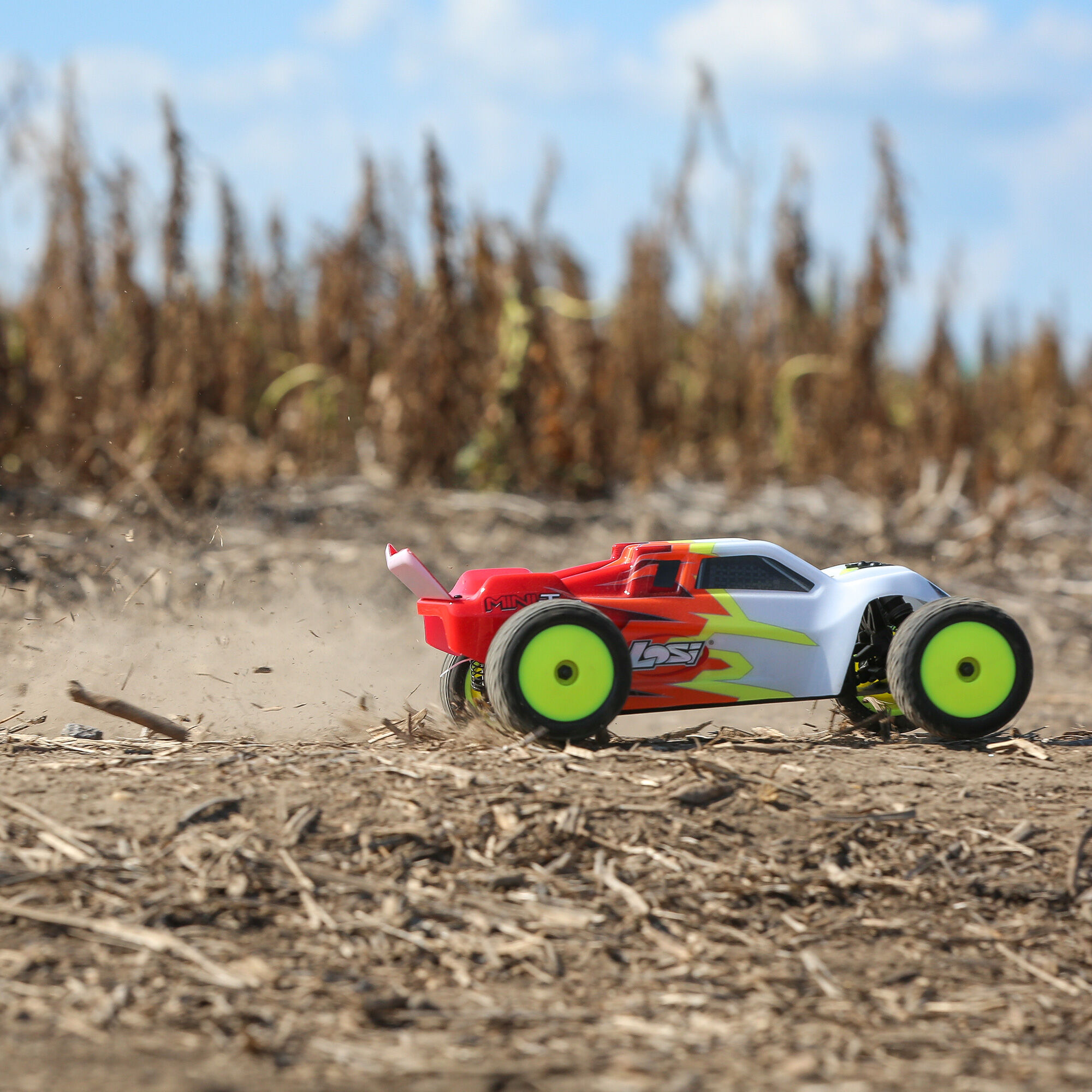 Losi 1/18 Mini-T 2.0 2S 2WD RTR Brushed Stadium Truck (Battery & Charger included), Red