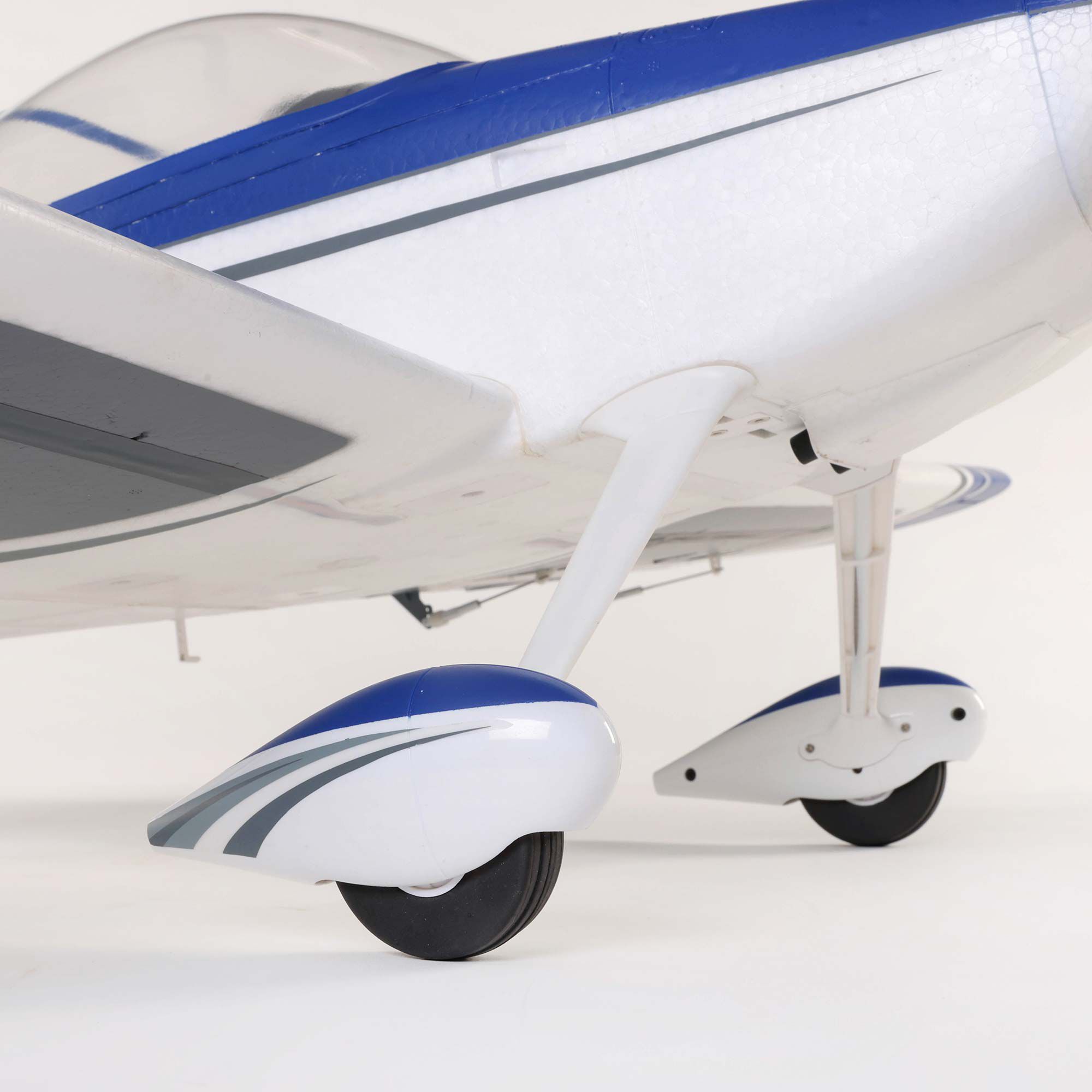 E-flite RV-7 1.1m BNF Basic with SAFE Select and AS3X