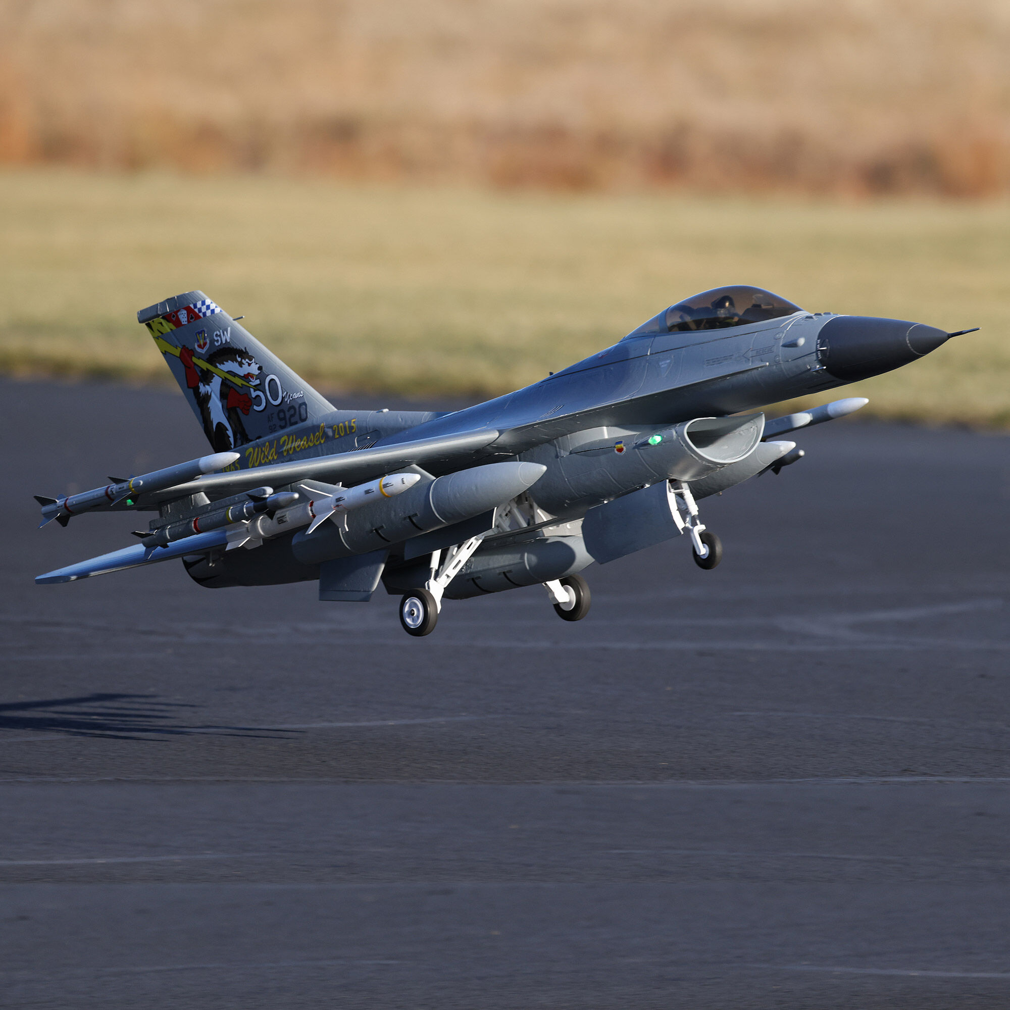 E-flite F-16 Falcon 80mm EDF Jet Smart BNF Basic with SAFE Select