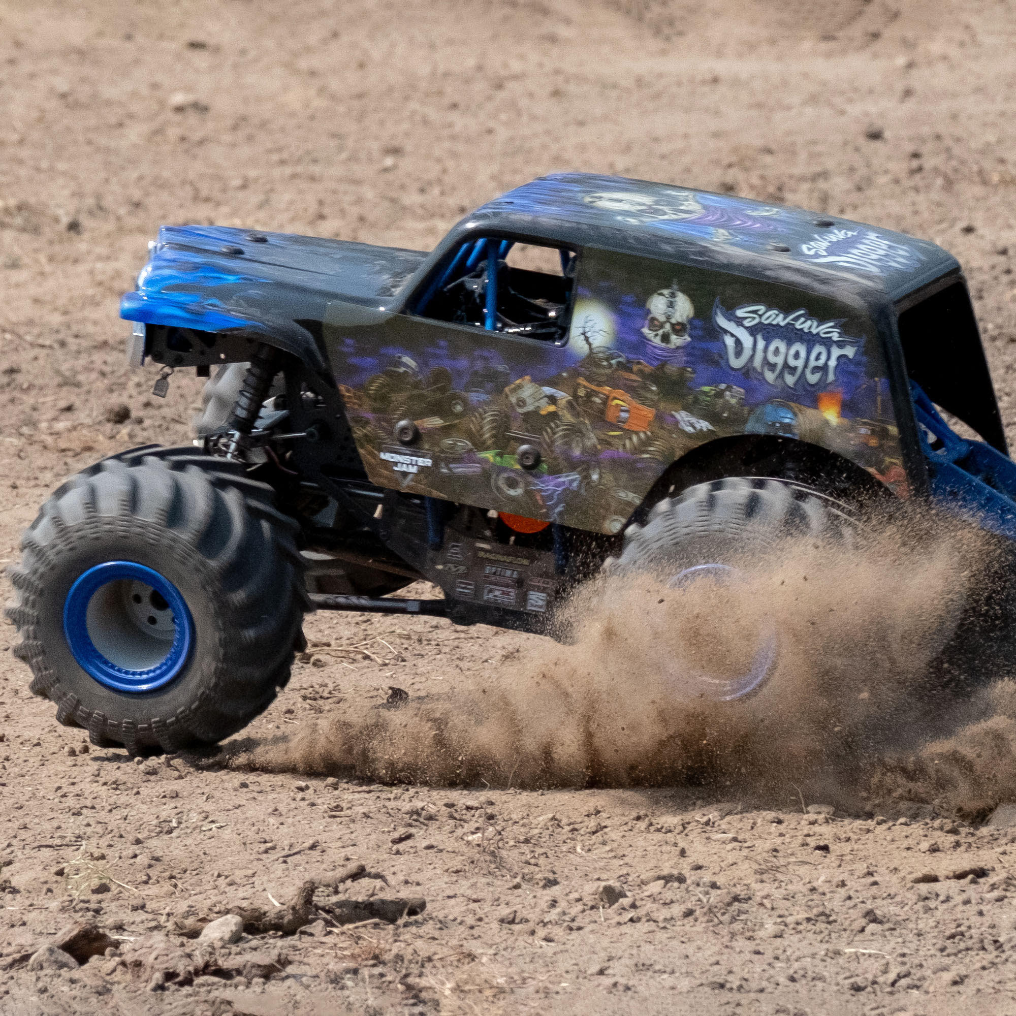 Losi 1/8 LMT 3S 4X4 RTR Brushless Monster Truck