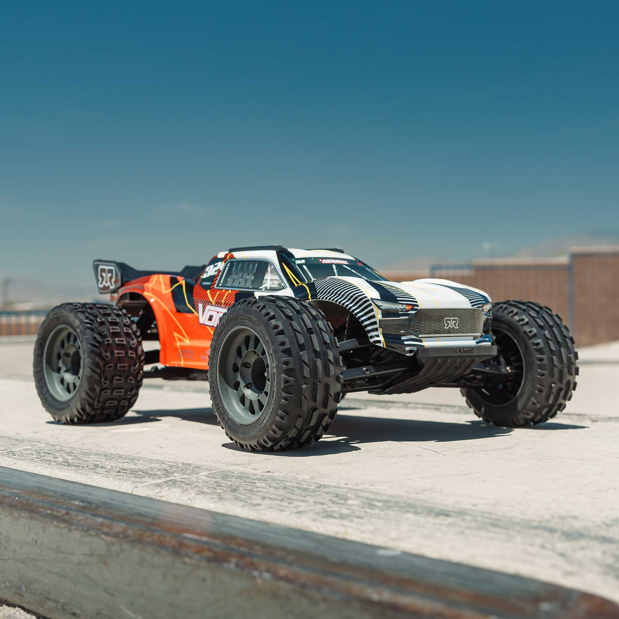 ARRMA 1/10 VORTEKS 2WD RTR Brushed Stadium Truck (Battery & Charger Included), Orange