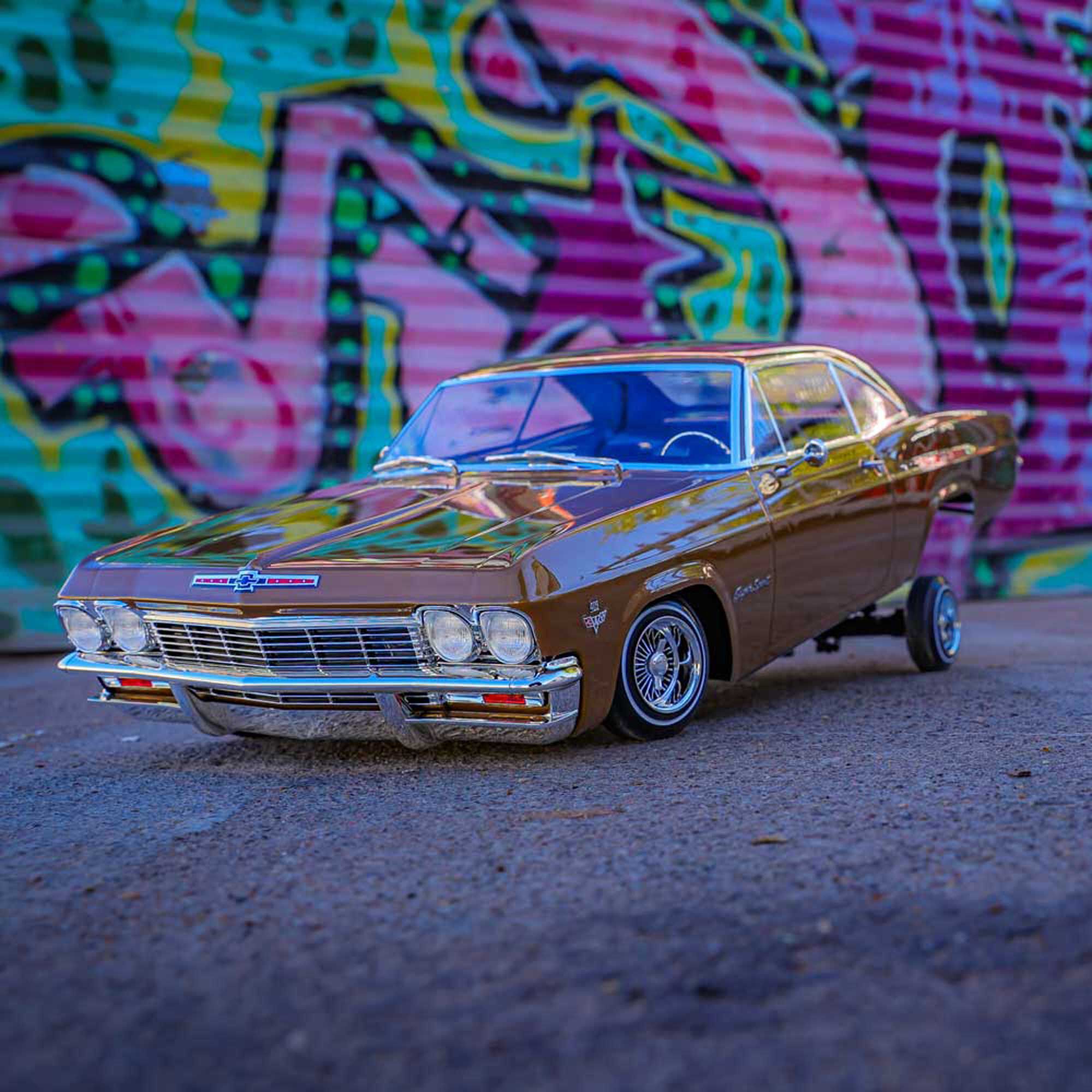 Redcat Racing 1/10 SixtyFive Chevy Impala SS 2WD Hopping Lowrider RTR, Rootbeer