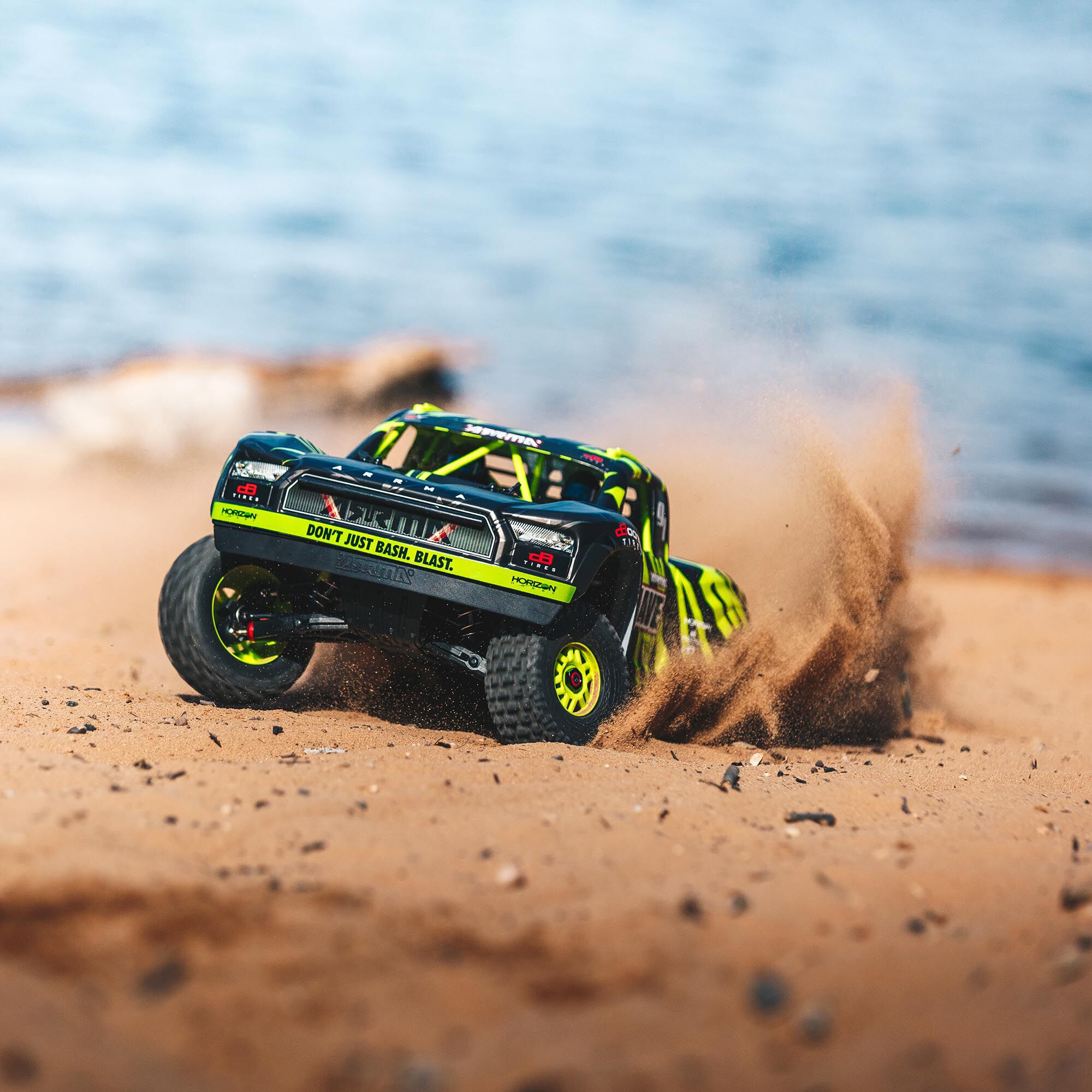 ARRMA 1/7 MOJAVE 6S 4X4 RTR Brushless Desert Truck, Green/Black