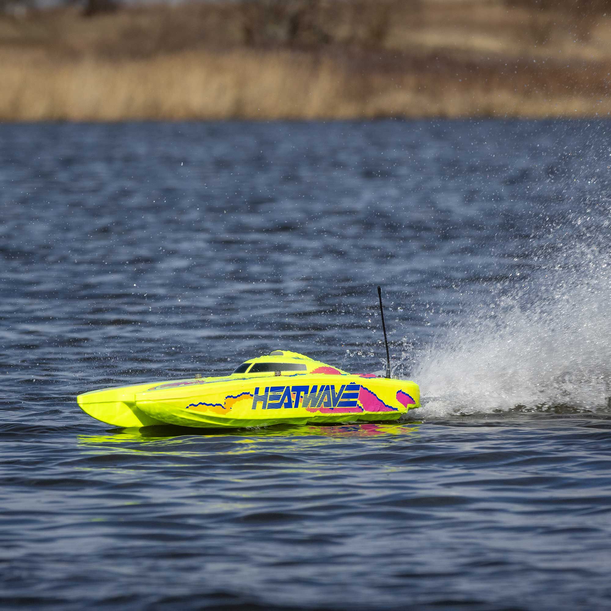 Pro Boat Blackjack 24" V2 Catamaran Brushless: RTR, Heat Wave Visual