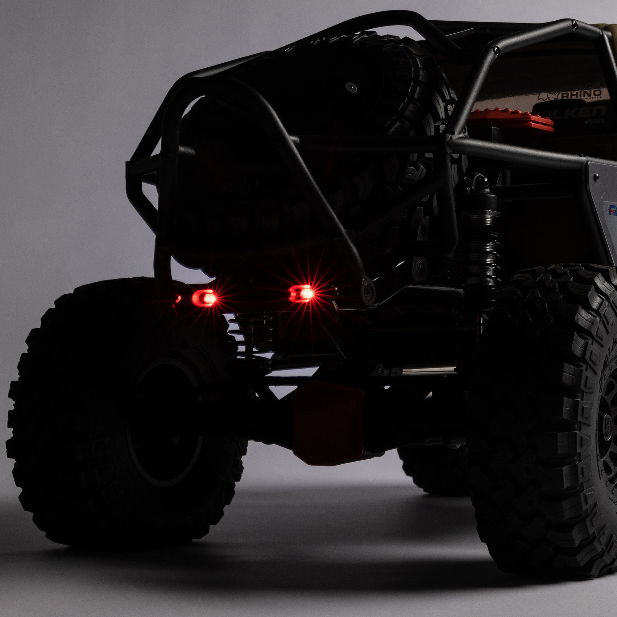 Axial 1/6 SCX6 Trail Honcho 4X4 RTR Brushed Rock Crawler, Red