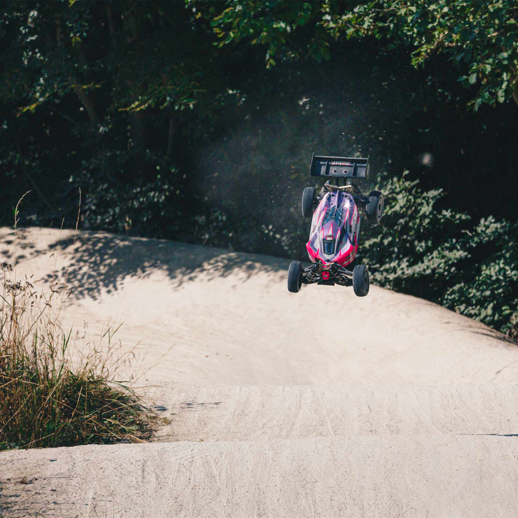 ARRMA 1/8 TYPHON 6S TLR Tuned 4X4 Roller Brushless Buggy, Pink/Purple