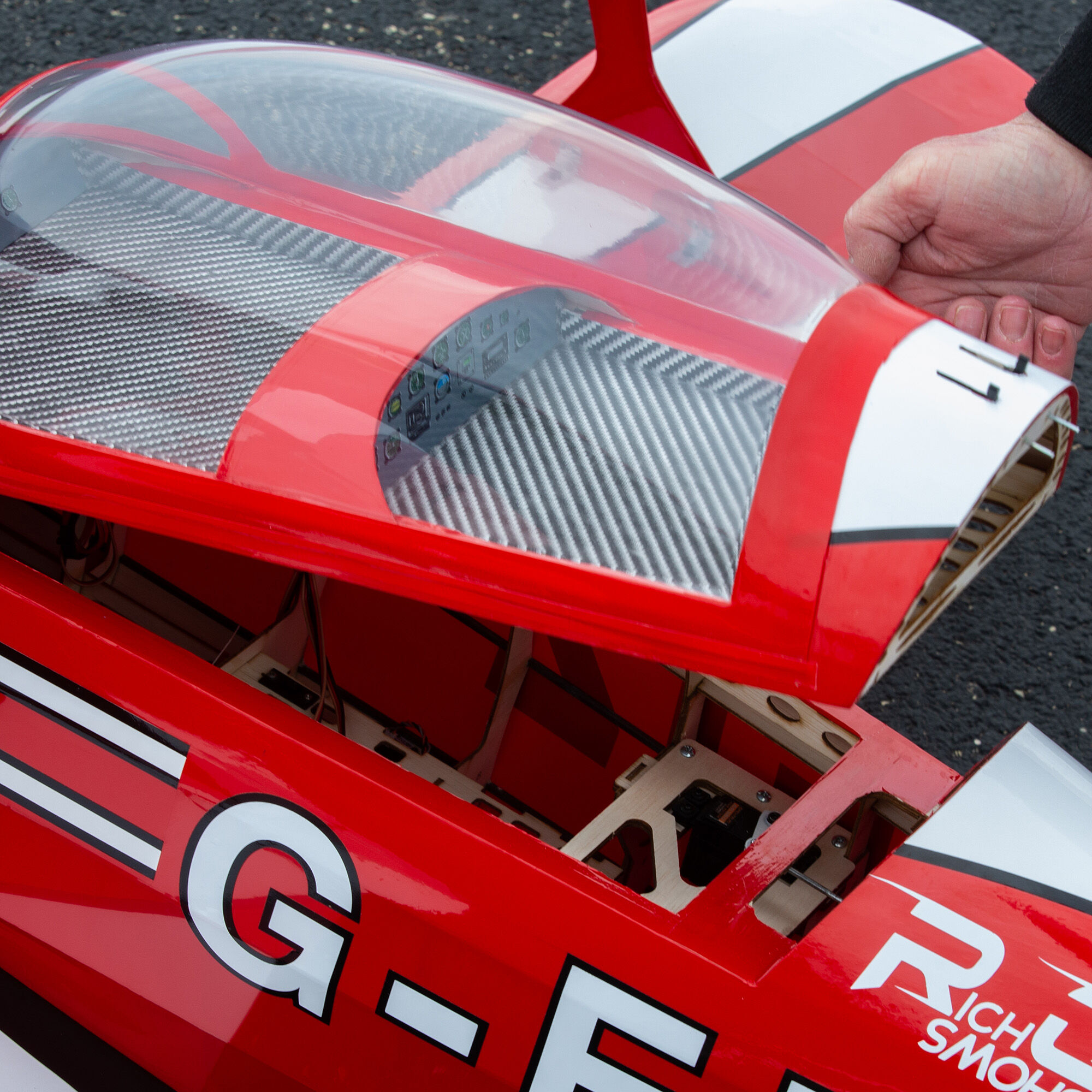 Hangar 9 Pitts S-2B 50-60cc, 71.6"