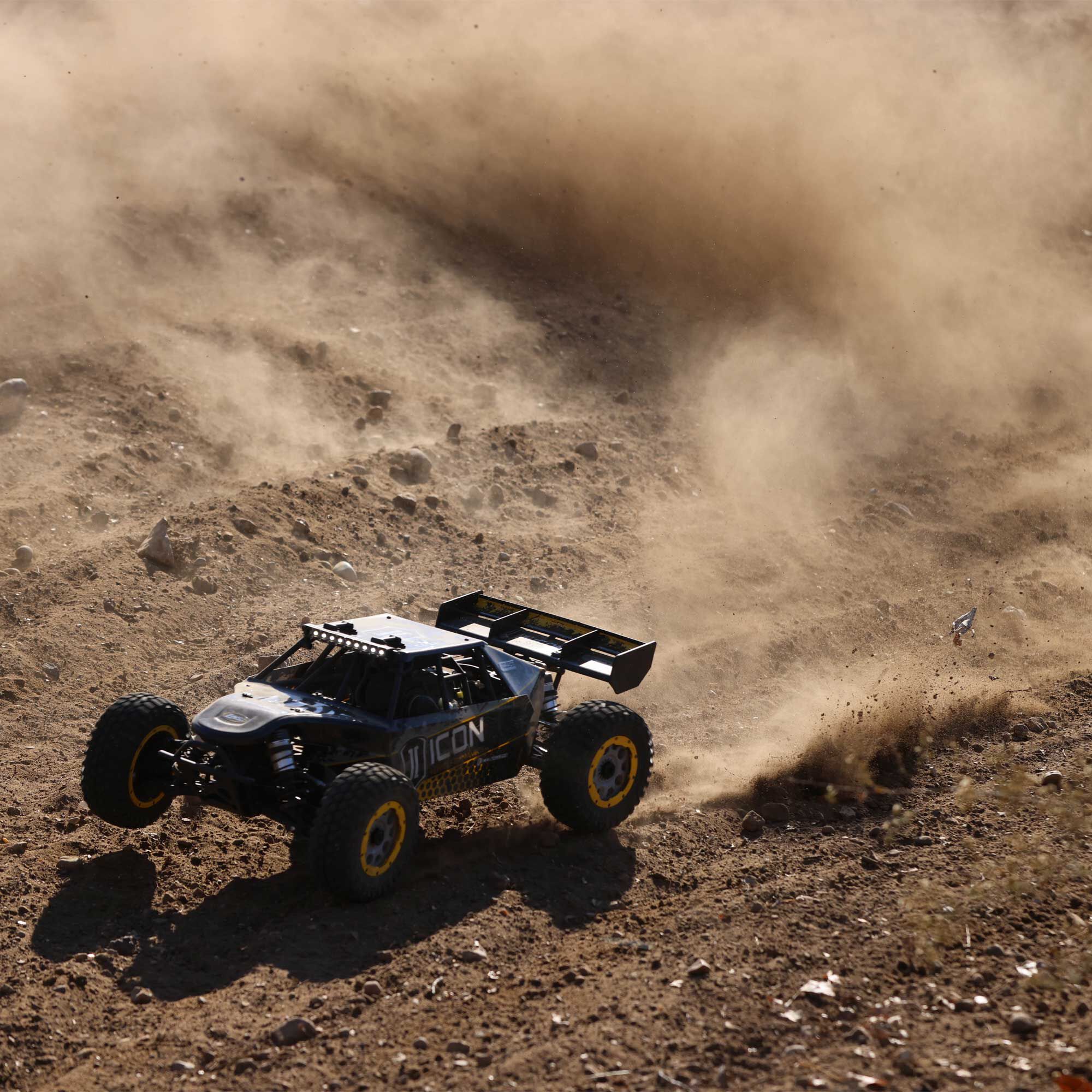 Losi 1/5 DBXL 2.0 Icon 4X4 RTR Gas Desert Buggy, Black