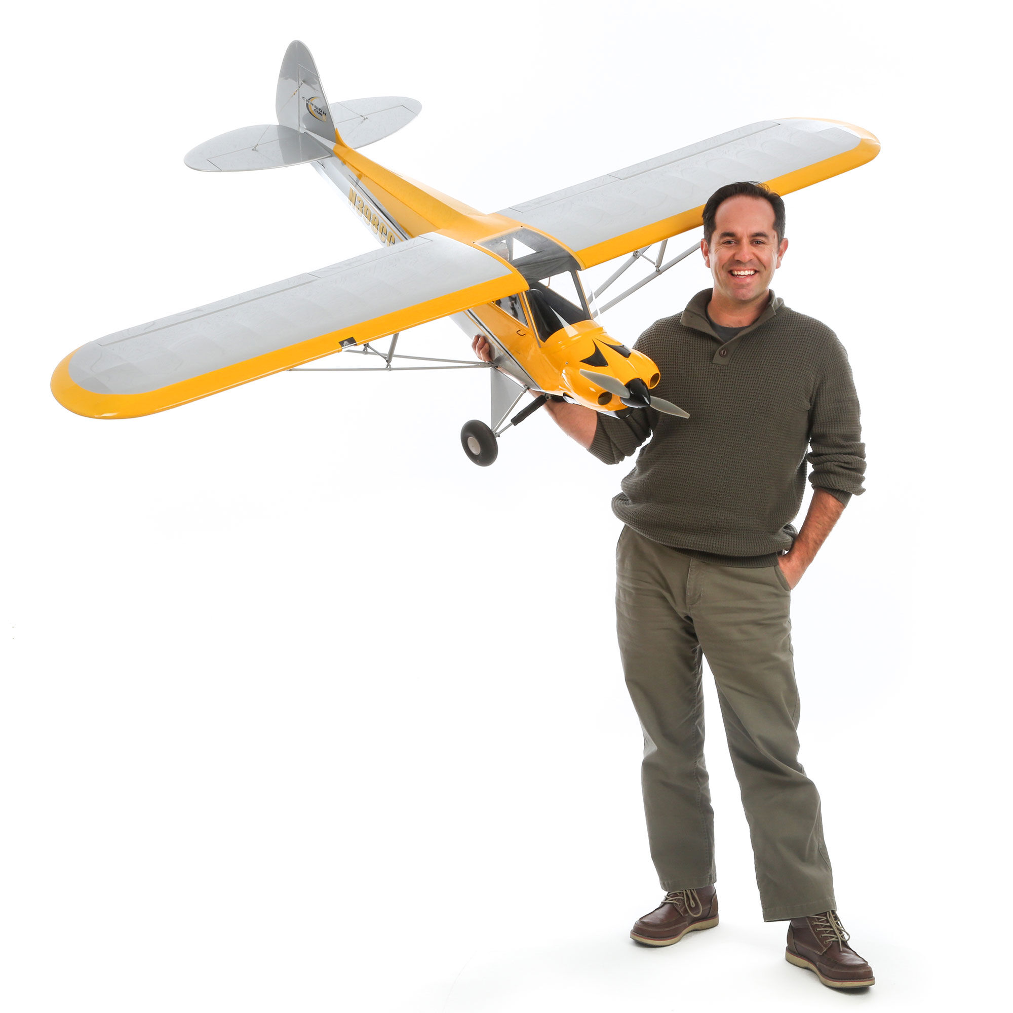 Hangar 9 Carbon Cub 15cc ARF, 90"