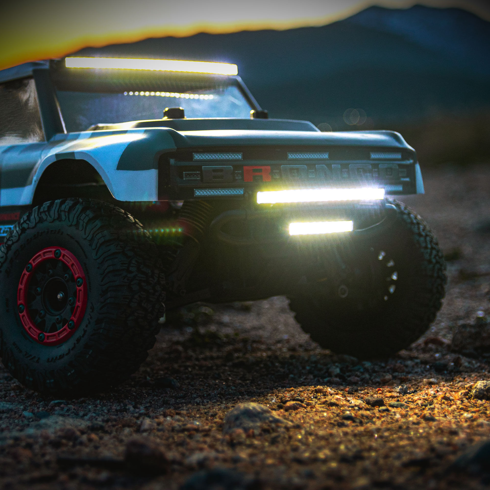 Pro-Line Racing 4" Ultra-Slim LED Light Bar Kit 5V-12V (Straight)