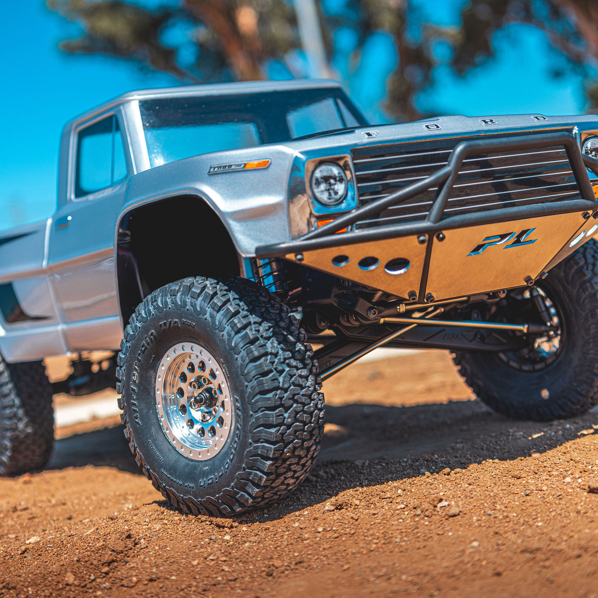 Pro-Line Racing 1/10 1967 Ford F-100 Pre-Runner Clear Body 12.3" WB Crawler