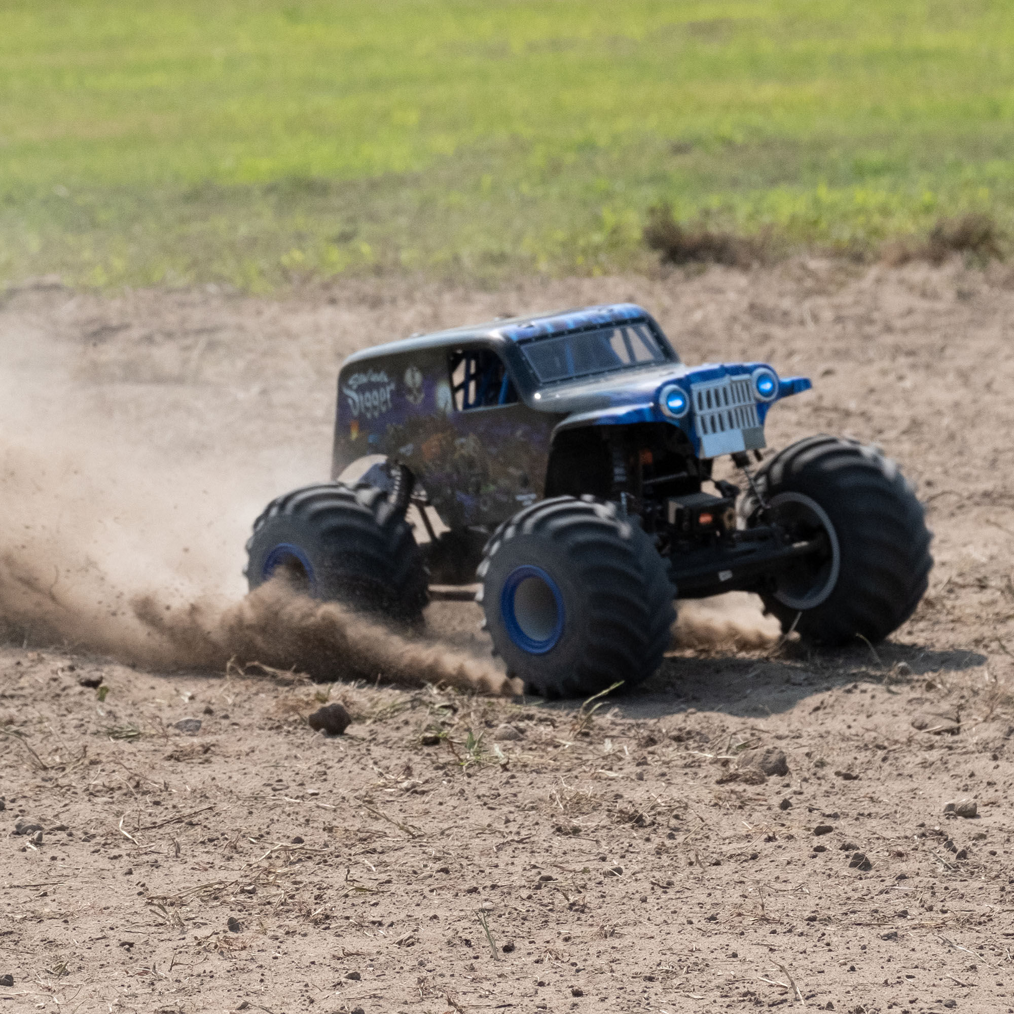 Losi 1/8 LMT 3S 4X4 RTR Brushless Monster Truck