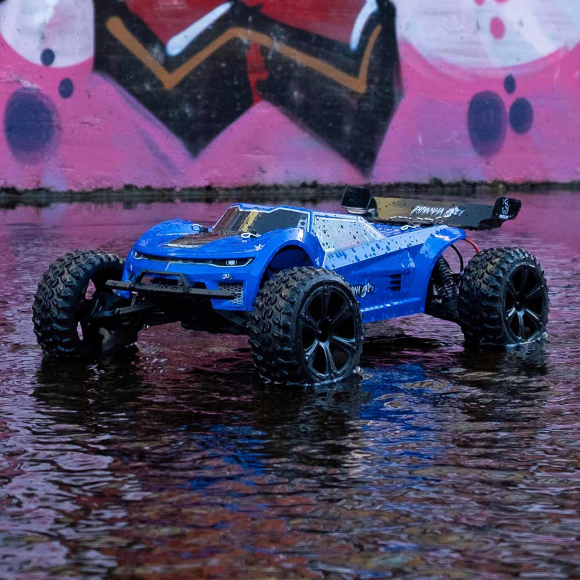 Redcat Racing 1/10 Piranha TR10 2WD Electric Truggy, RTR