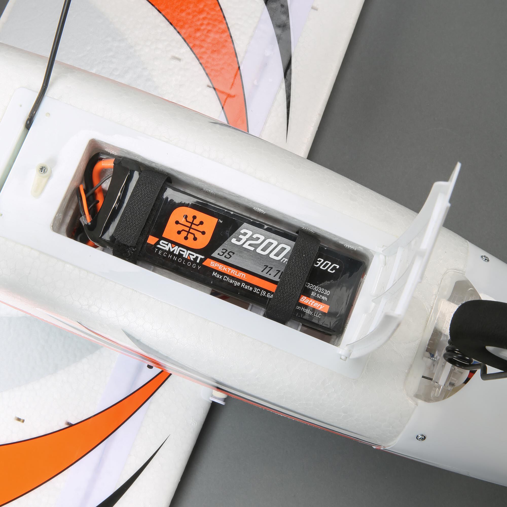 E-flite Apprentice STS 1.5m BNF Basic Smart Trainer with SAFE