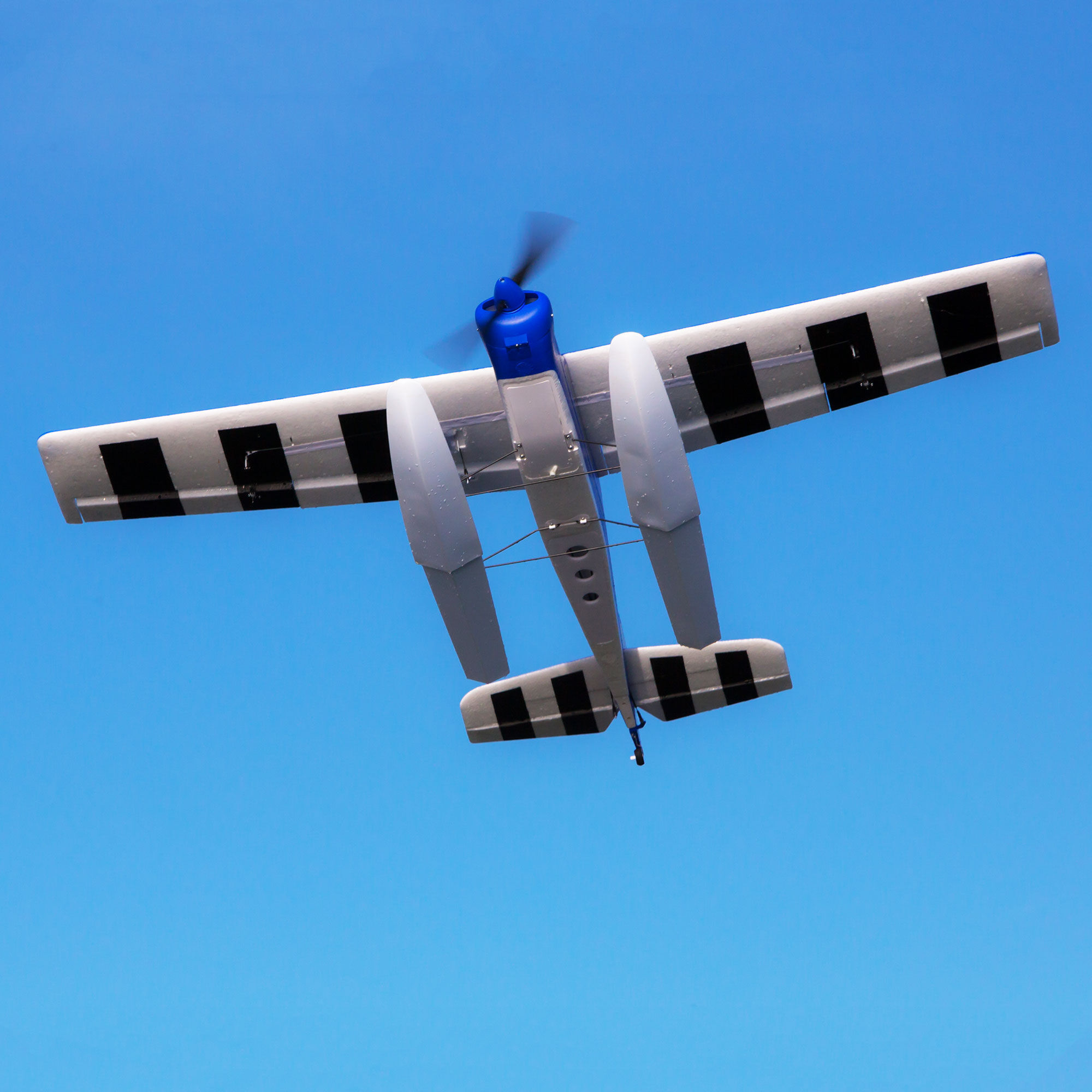 E-flite Valiant 1.3m BNF Basic with AS3X and SAFE Select