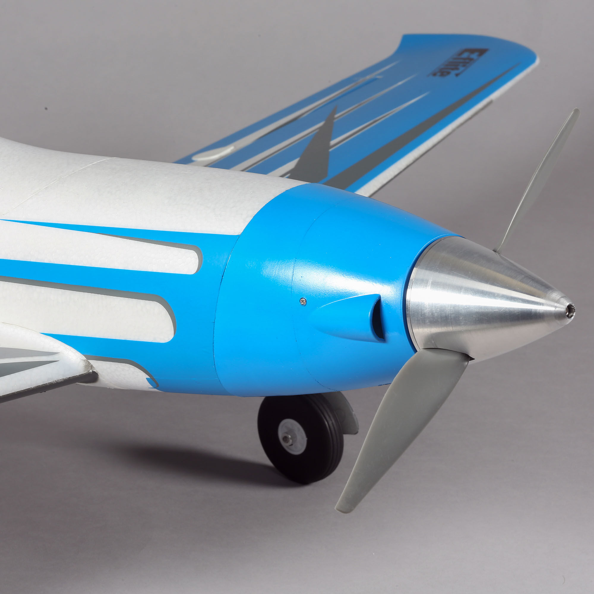 E-flite V1200 1.2m BNF Basic with Smart, AS3X and SAFE Select