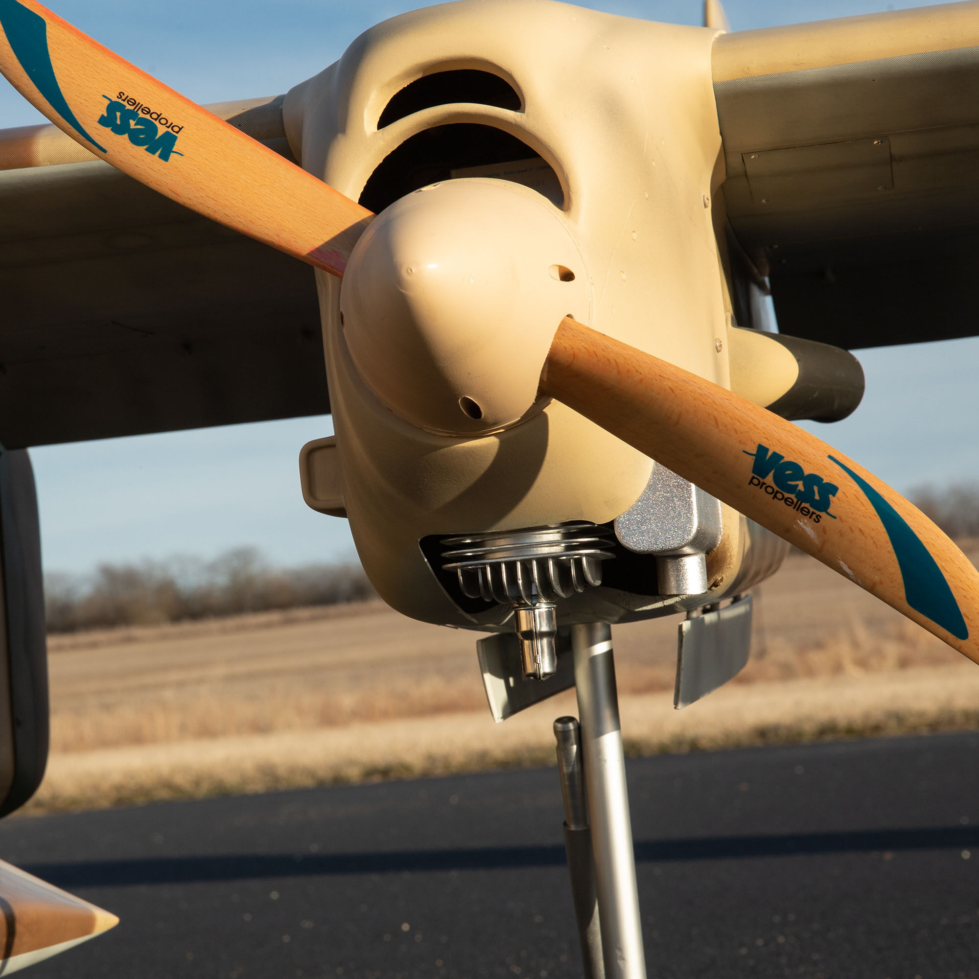 Hangar 9 OV-10 Bronco 30cc ARF, 108"