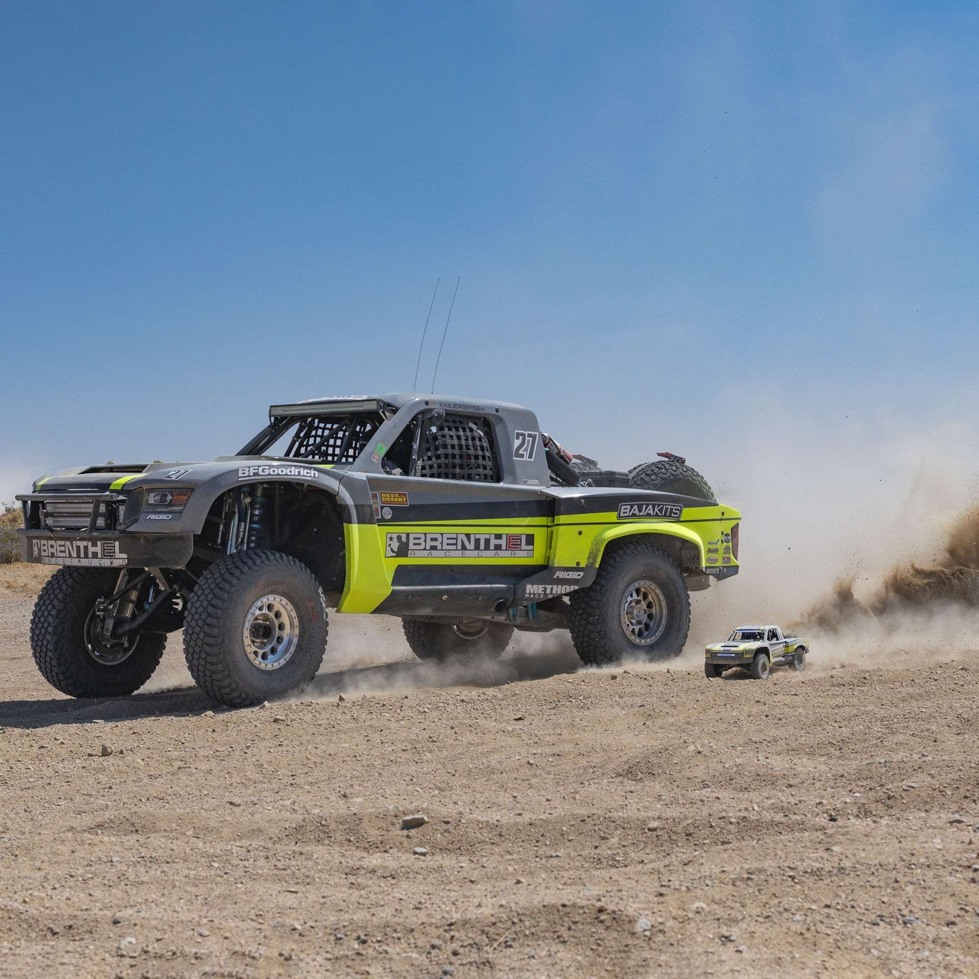 Losi 1/6 Super Baja Rey King Shocks 8S 4X4 RTR Brushless Desert Truck, Blue