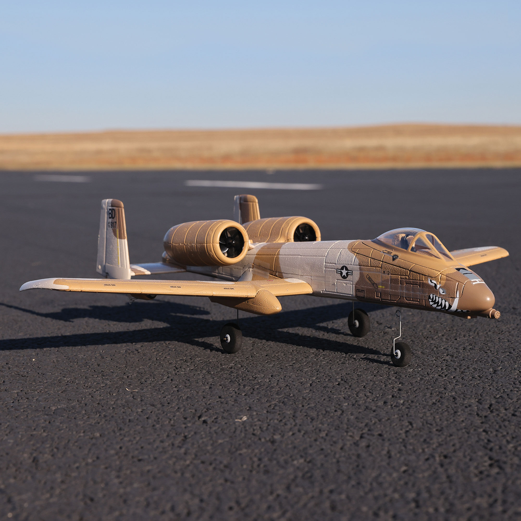 E-flite UMX A-10 Thunderbolt II 30mm EDF Jet BNF Basic with AS3X and SAFE Select