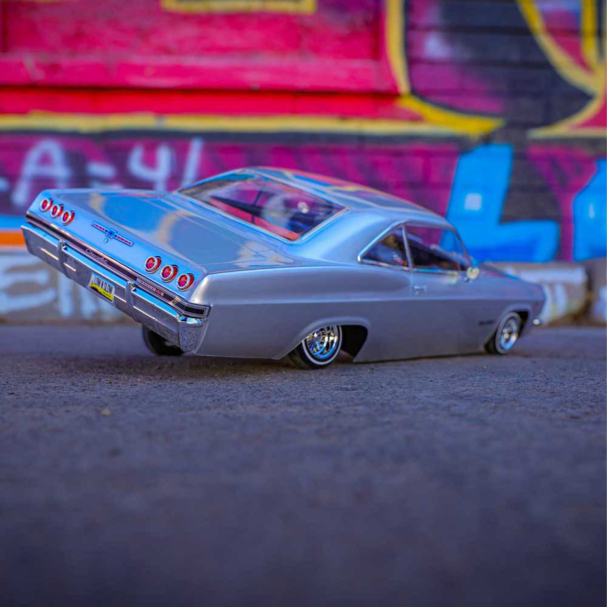 Redcat Racing 1/10 SixtyFive Chevy Impala SS 2WD Hopping Lowrider RTR, Silver