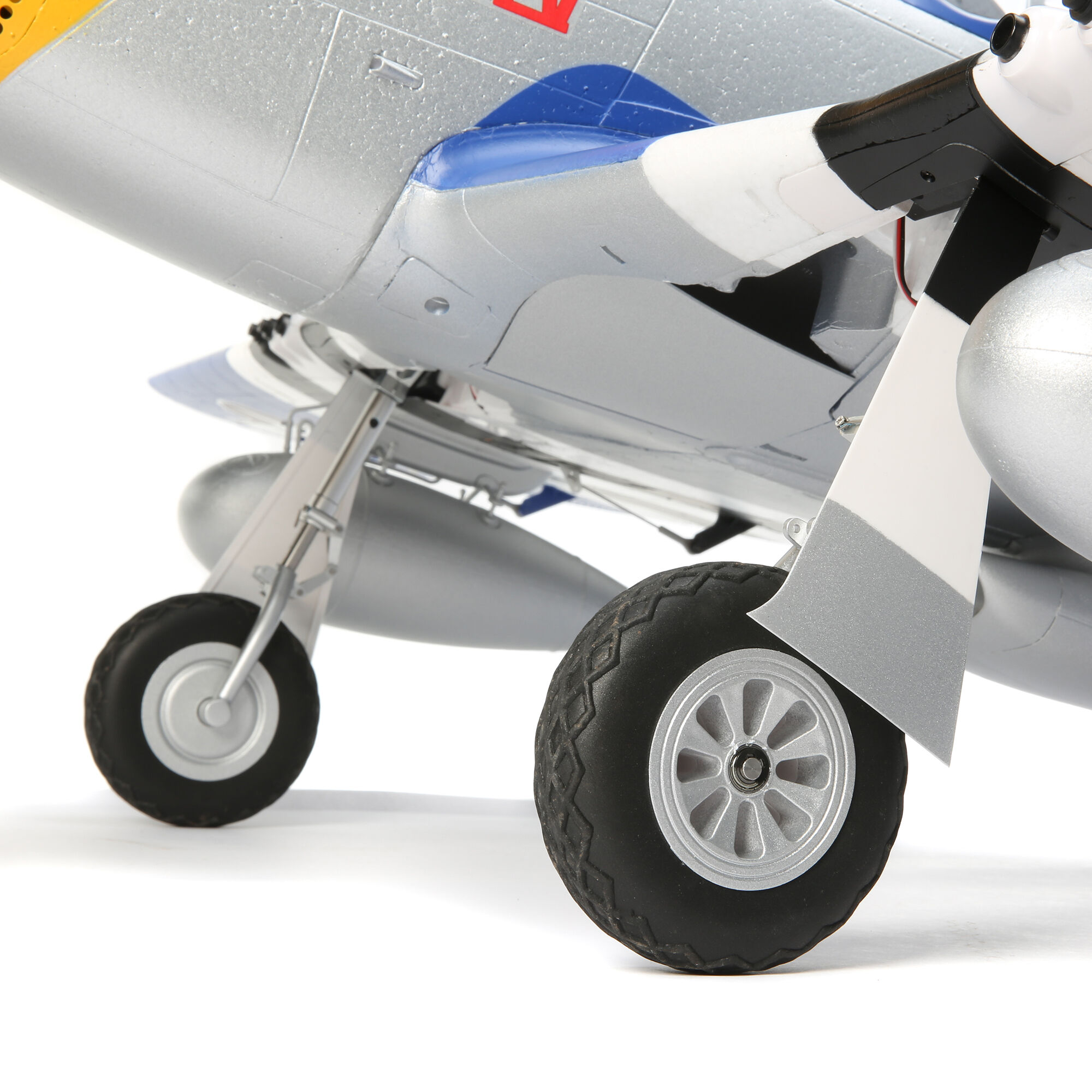 E-flite P-51D Mustang 1.5m BNF Basic Combo