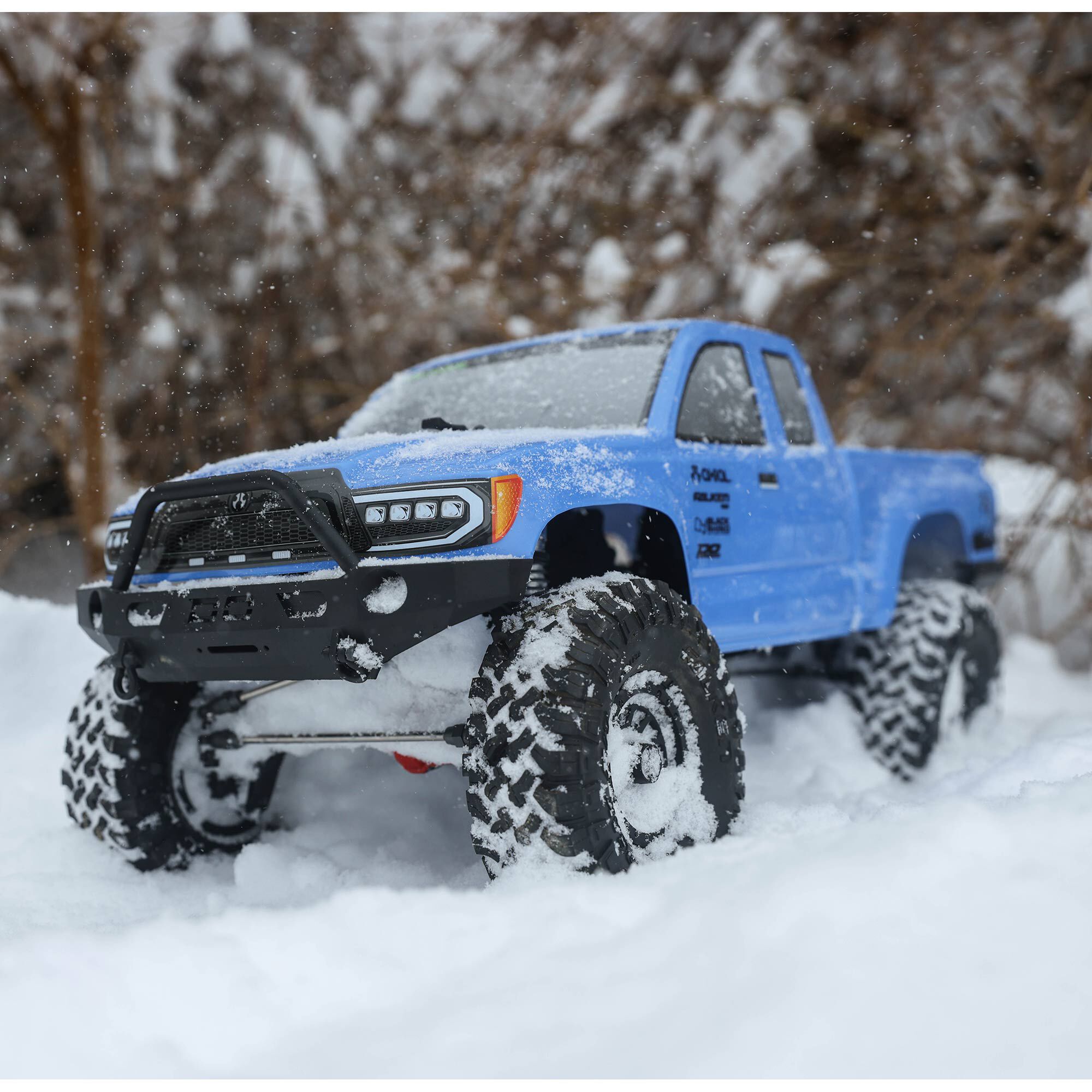 Axial 1/10 SCX10 III Base Camp 4X4 Rock Crawler Brushed RTR