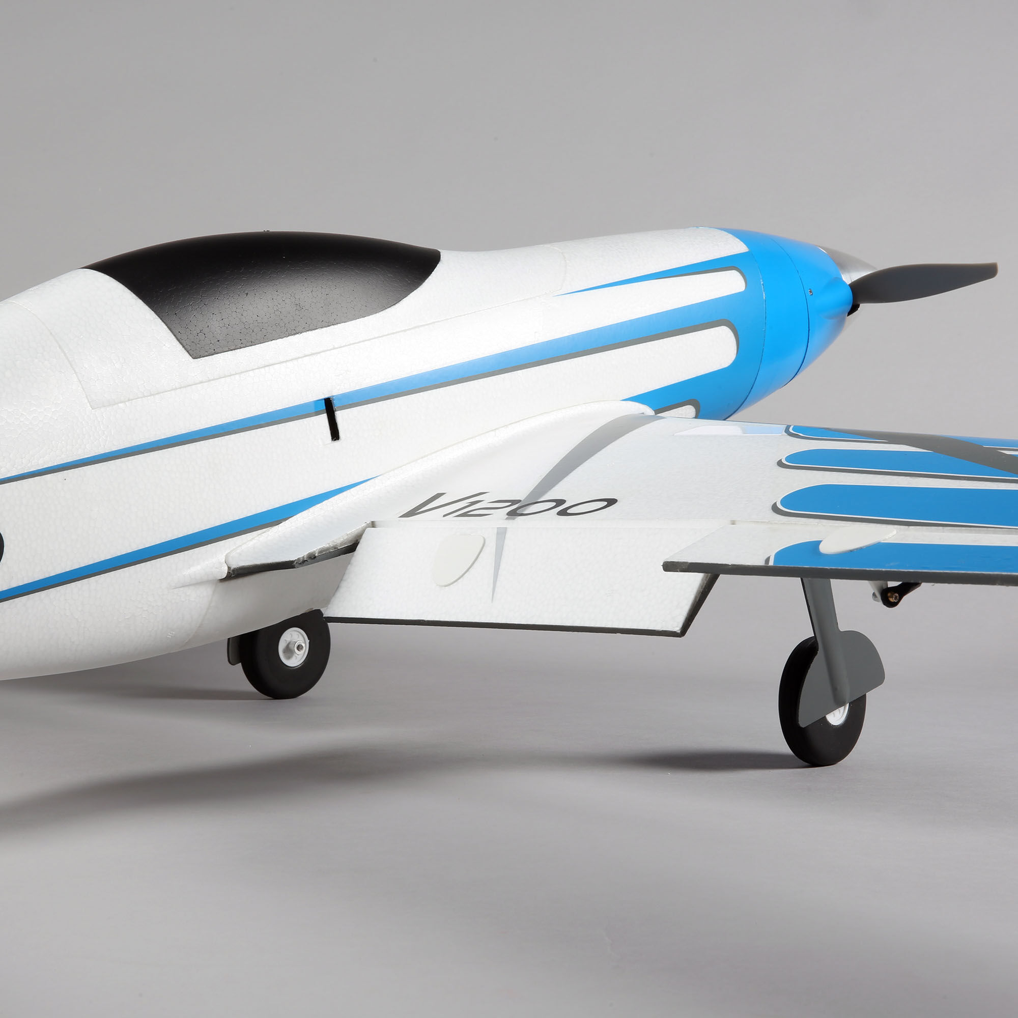 E-flite V1200 1.2m BNF Basic with Smart, AS3X and SAFE Select