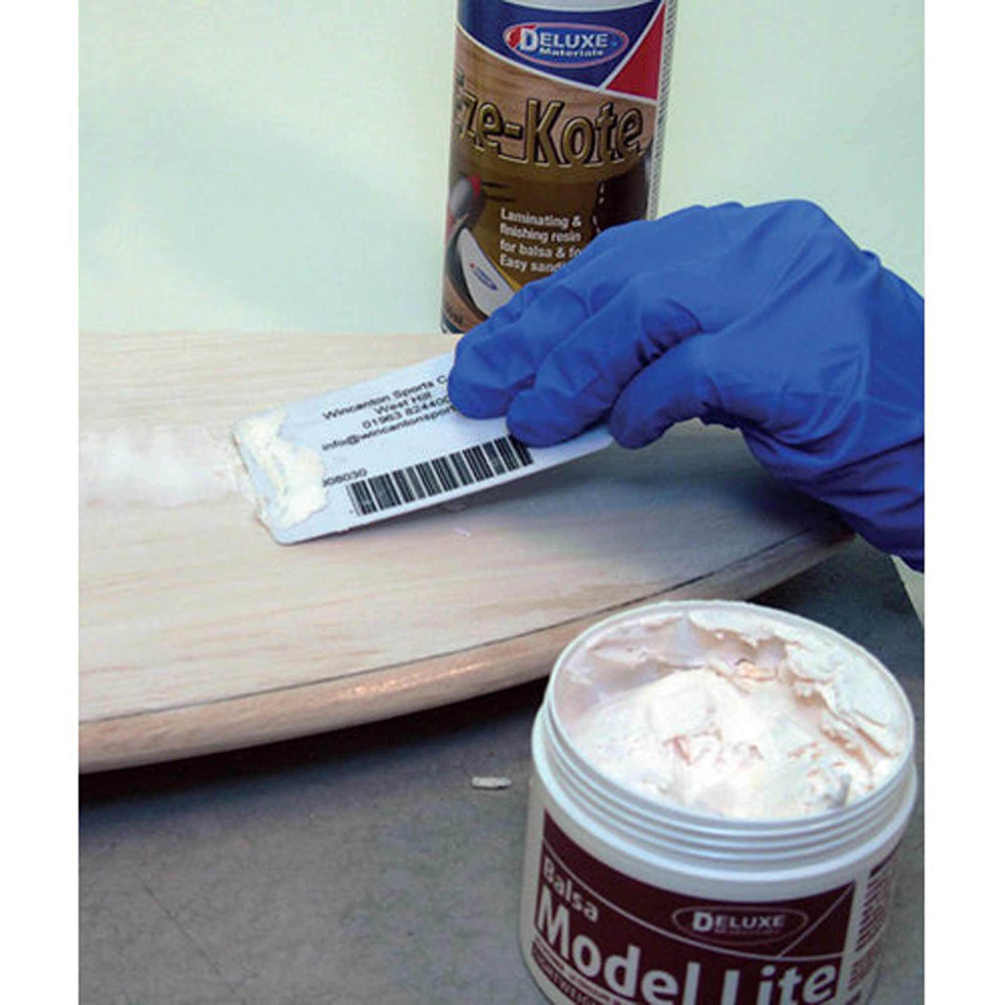 Deluxe Materials Model Lite Balsa Filler, White: 240cc