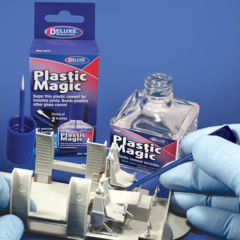 Deluxe Materials Plastic Magic Adhesive 40 ML