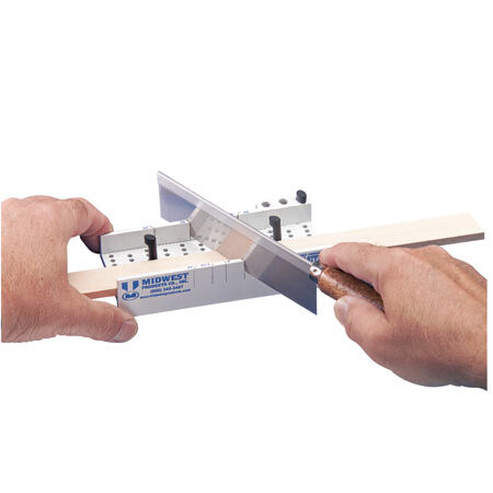 Midwest Products Co. Easy Miter Box with Razor Saw