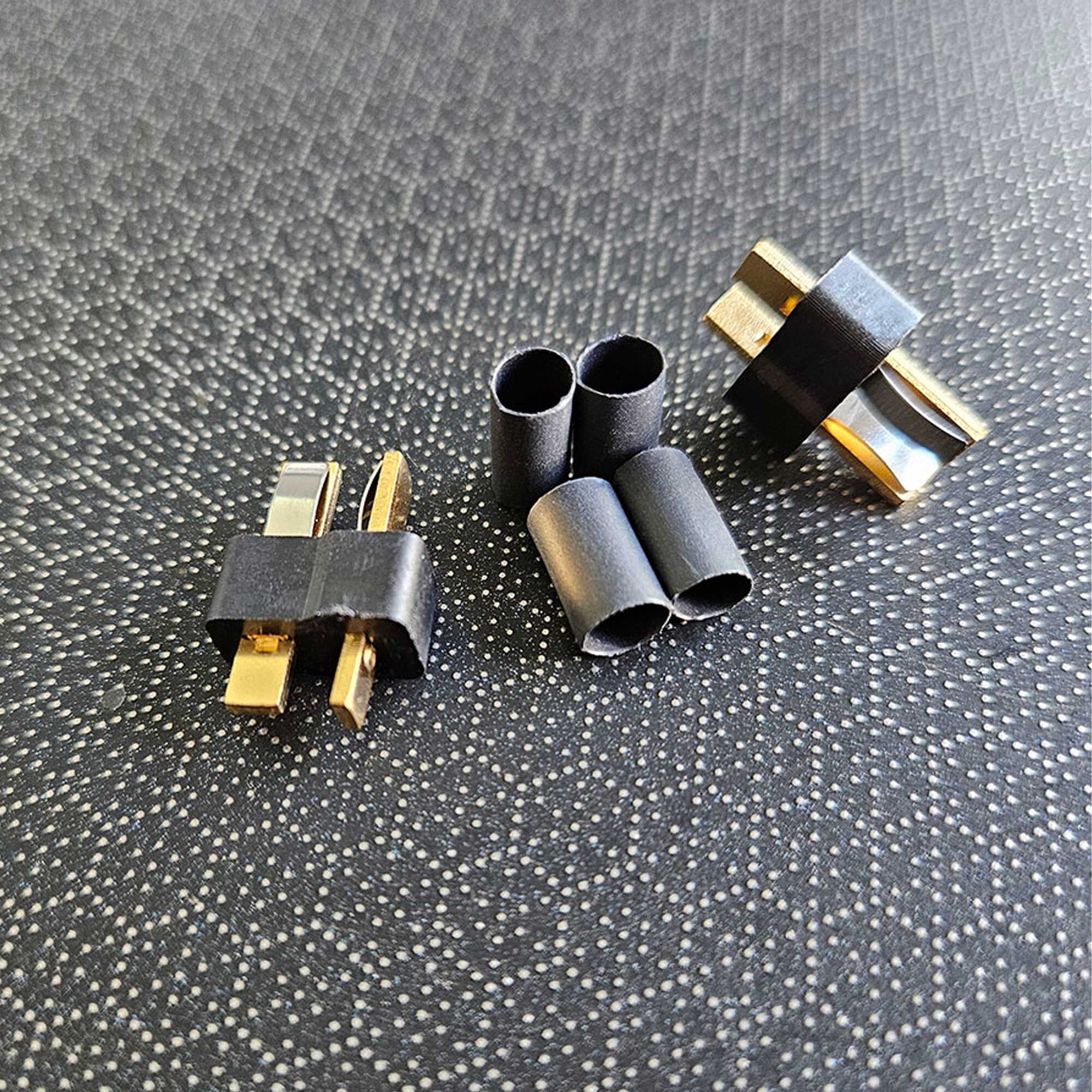 W. S. Deans Company Ultra Plug® HB Male 2 Pack 3/16” Shrink Tubing for use with 12-16 Gauge Wire