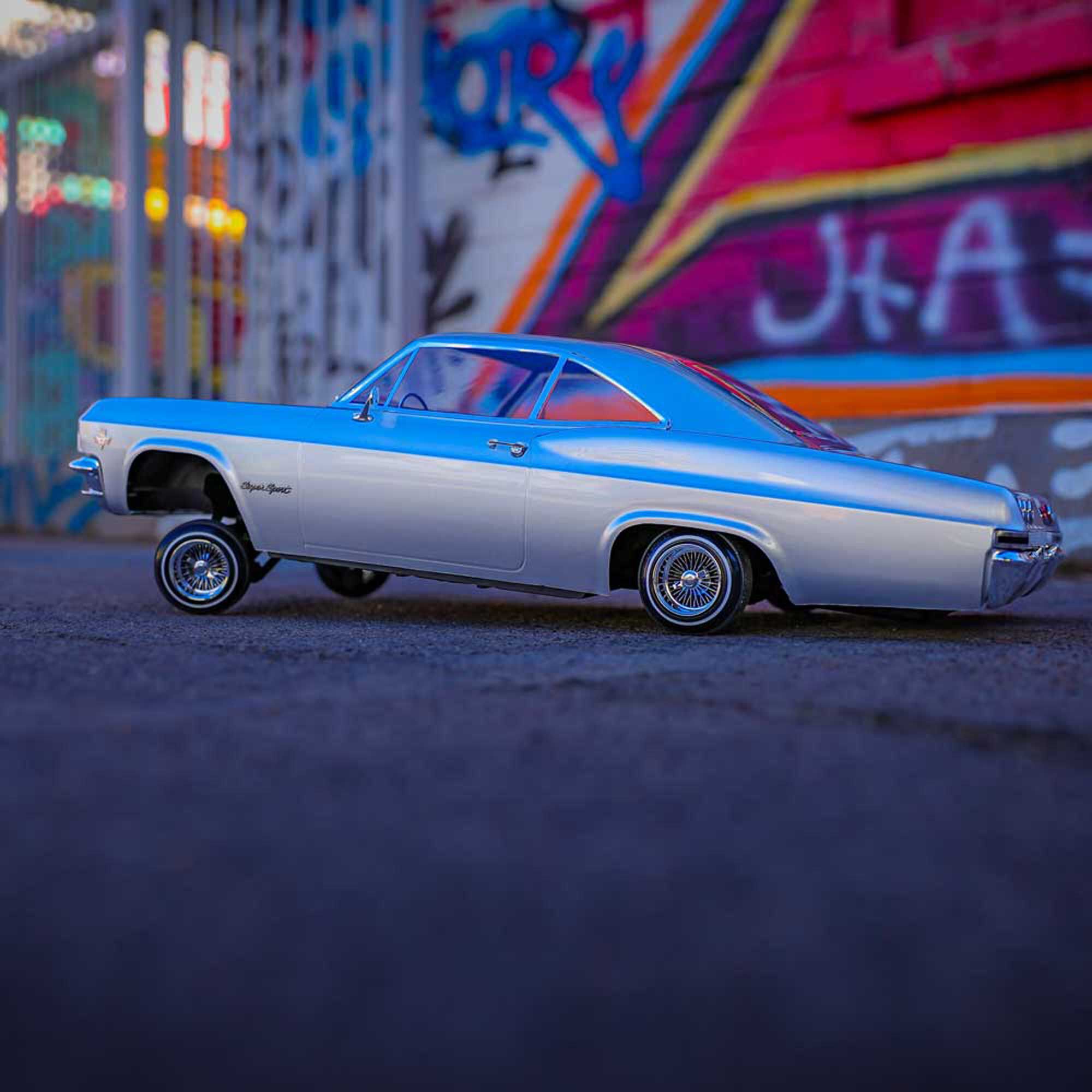 Redcat Racing 1/10 SixtyFive Chevy Impala SS 2WD Hopping Lowrider RTR, Silver