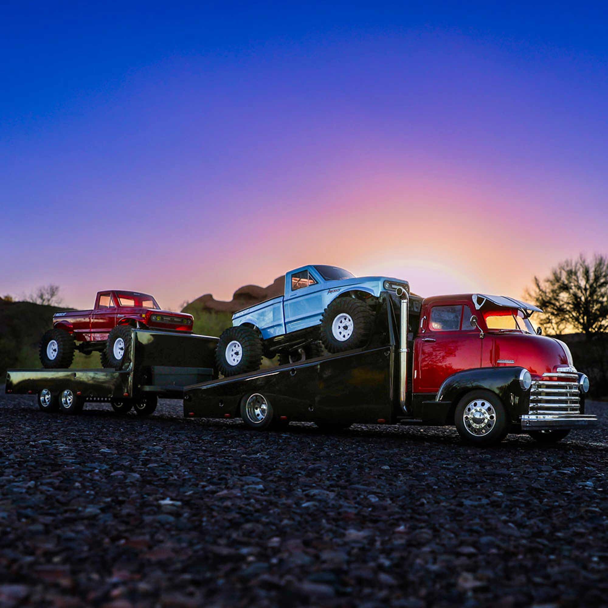 Redcat Racing 1/10 Custom 1953 Chevrolet Cab Over Engine Hauler RTR, Candy Red