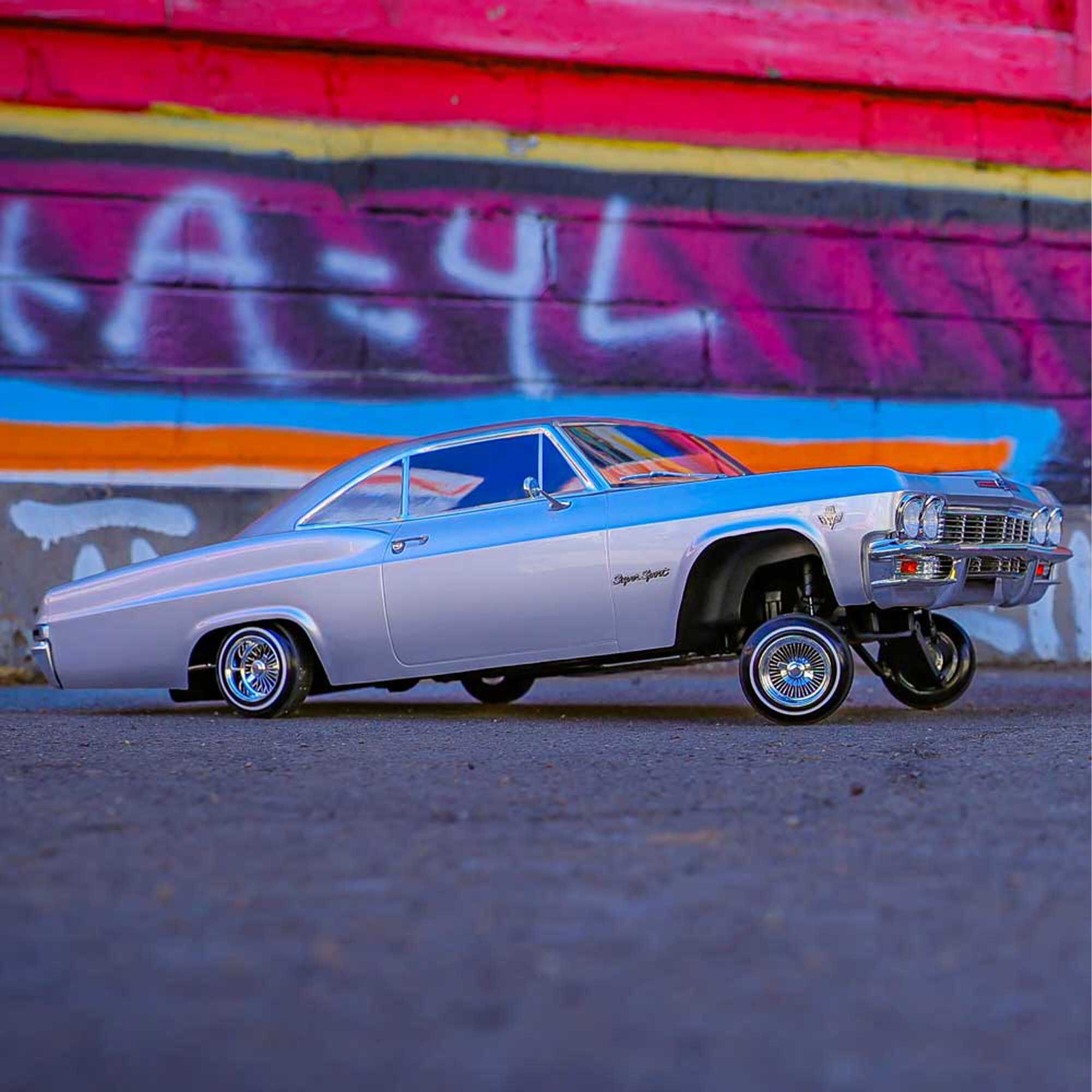 Redcat Racing 1/10 SixtyFive Chevy Impala SS 2WD Hopping Lowrider RTR, Silver