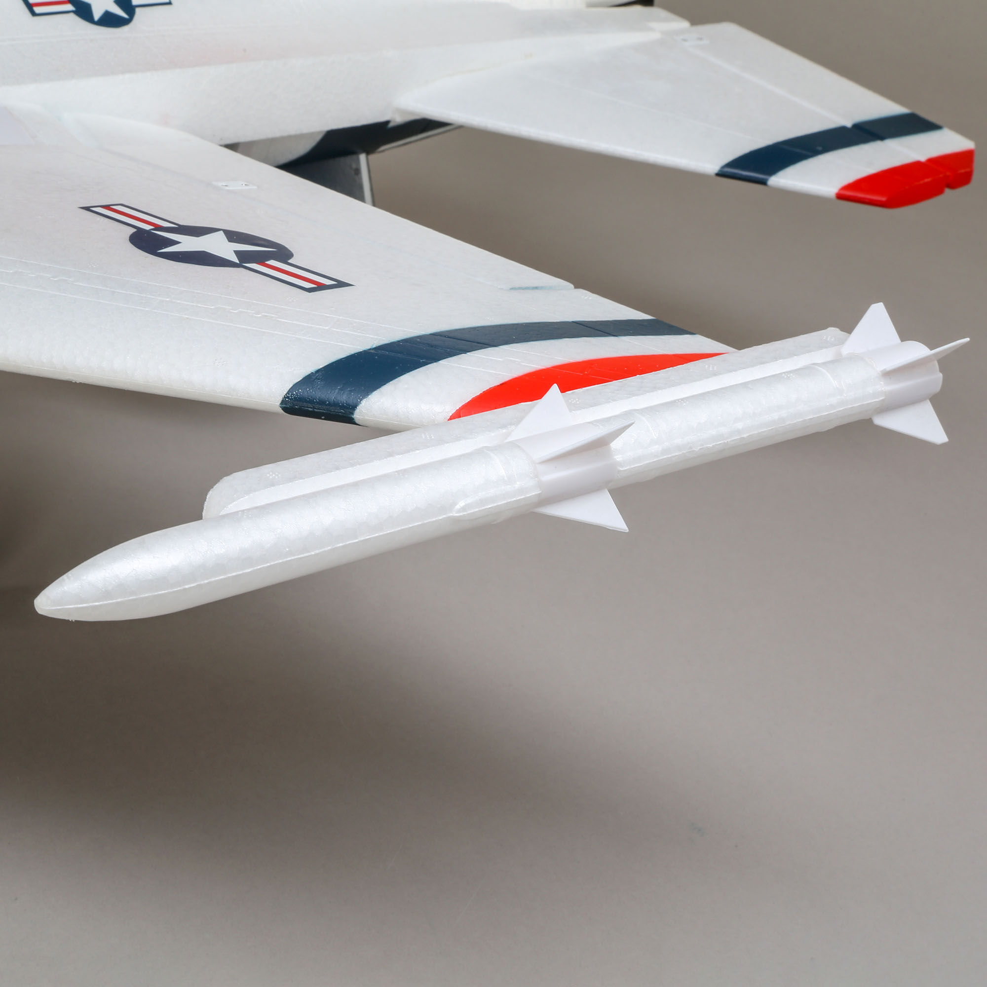 F-16 Thunderbirds 70mm EDF Jet BNF Basic with AS3X and SAFE Select, 815mm