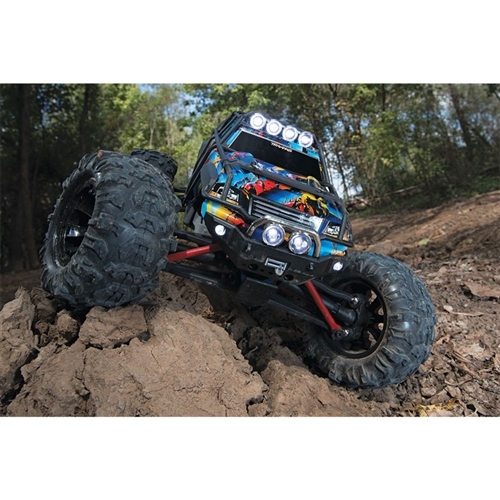 Traxxas 1/16 Summit 4WD Brushed RTR Monster Truck