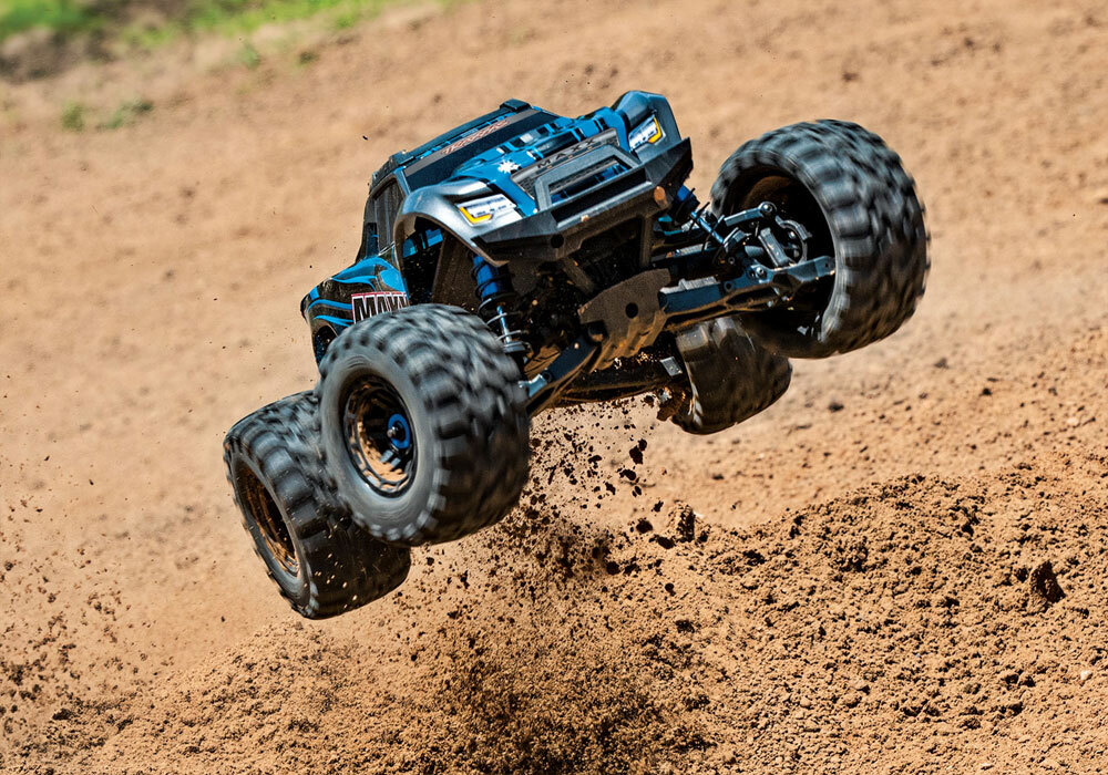 Traxxas Maxx 4S RTR 4x4 RC Monster Truck LiPo Combo Package