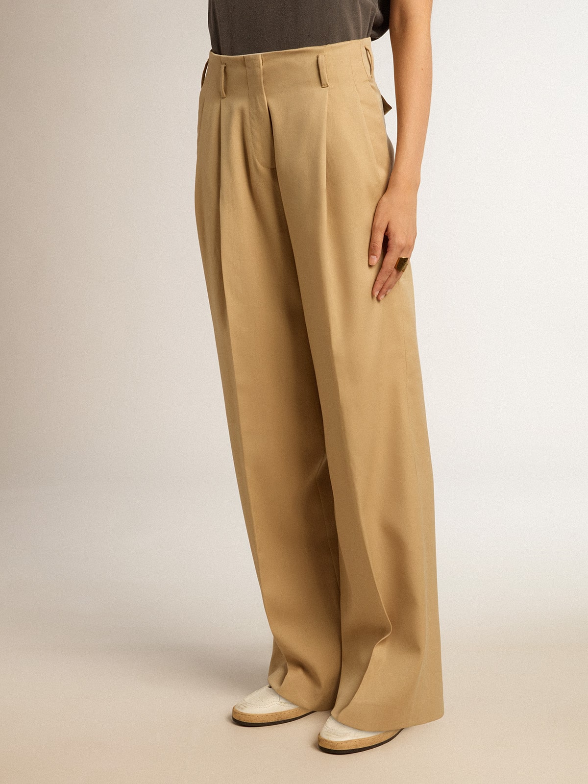 Women's wool gabardine pants in sand