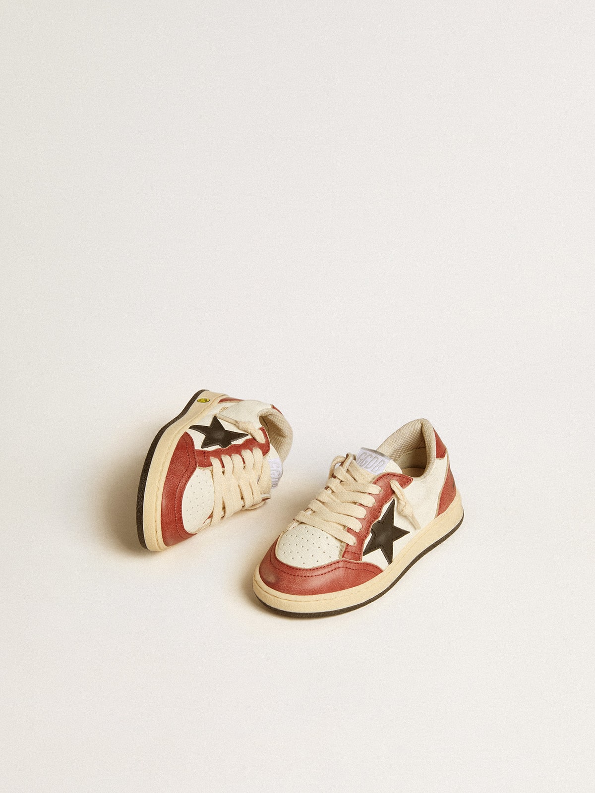 Ball Star Junior in nappa with black star and red leather inserts