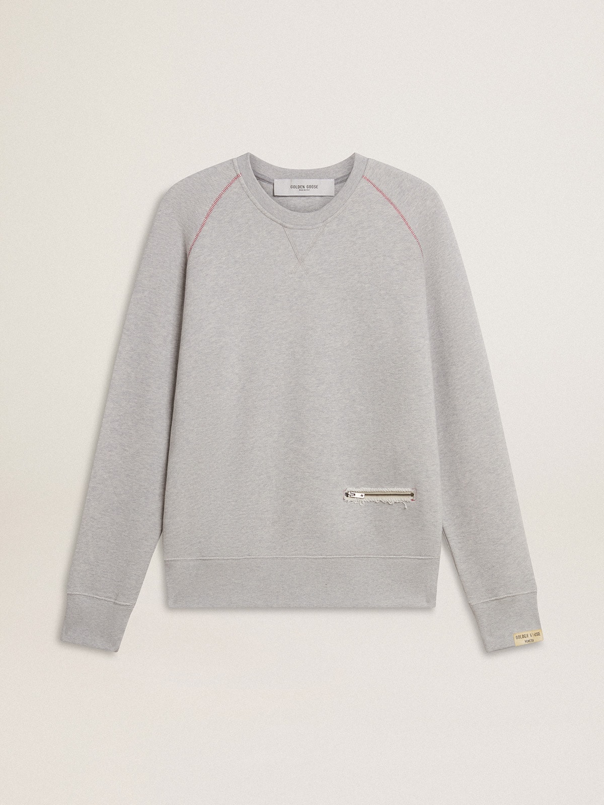 Men's gray round neck sweatshirt with contrast stitching