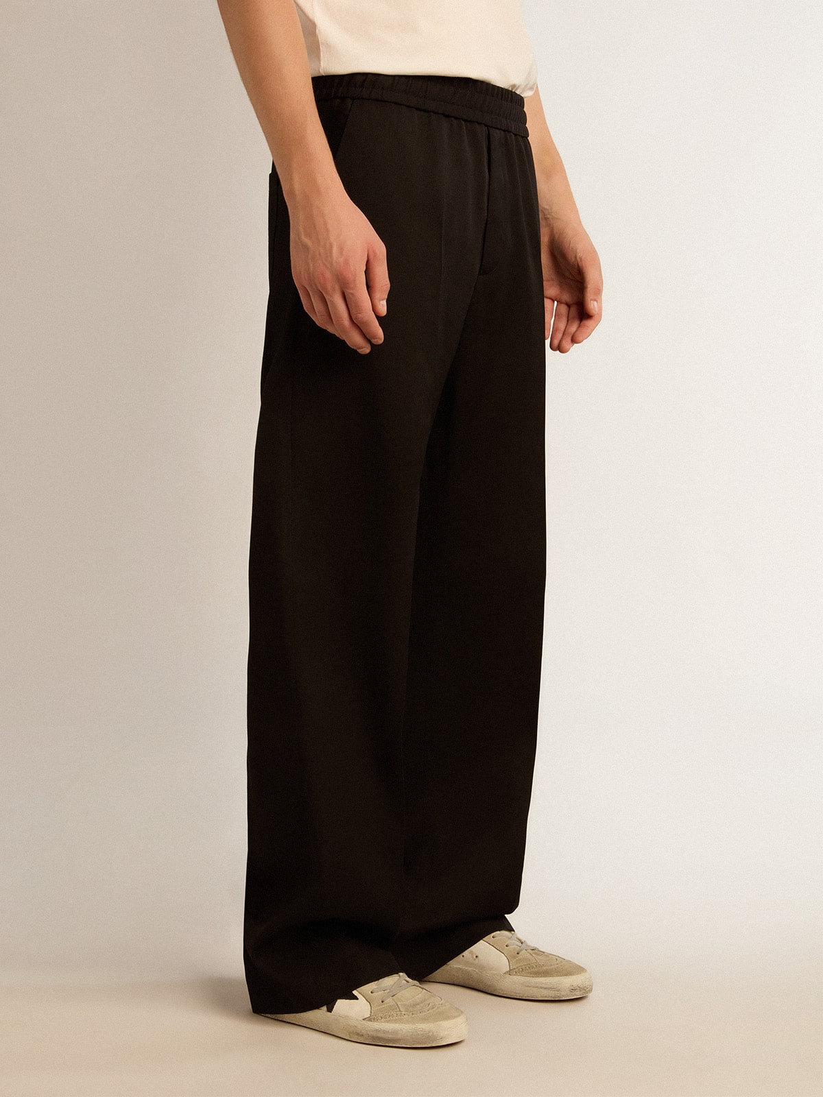 Men's joggers in black wool