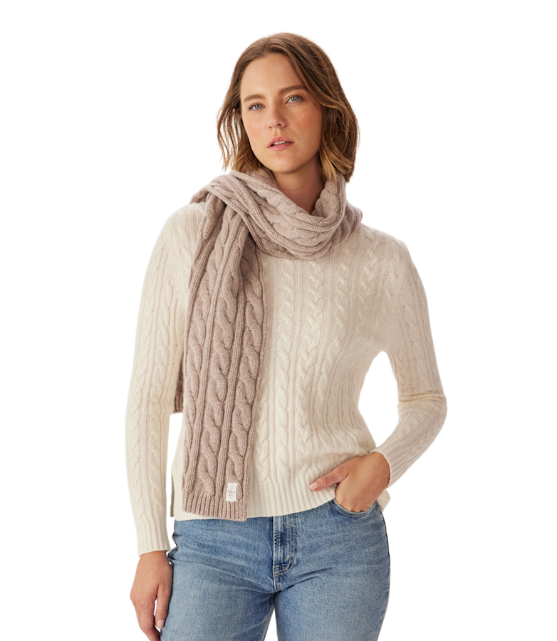 Highland cable wool scarf