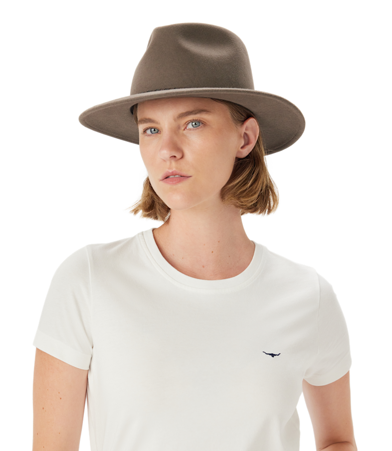 Akubra traveller hat