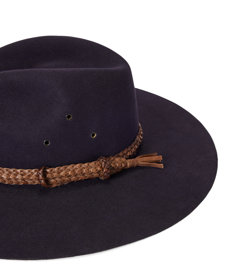 R.M.W Riverina Akubra